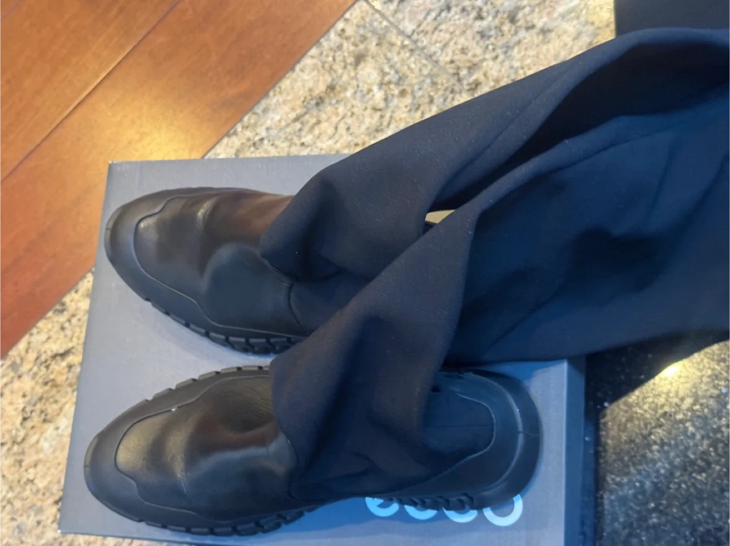 Ecco ECCO COZI Black Leather Boots image indicator(2)