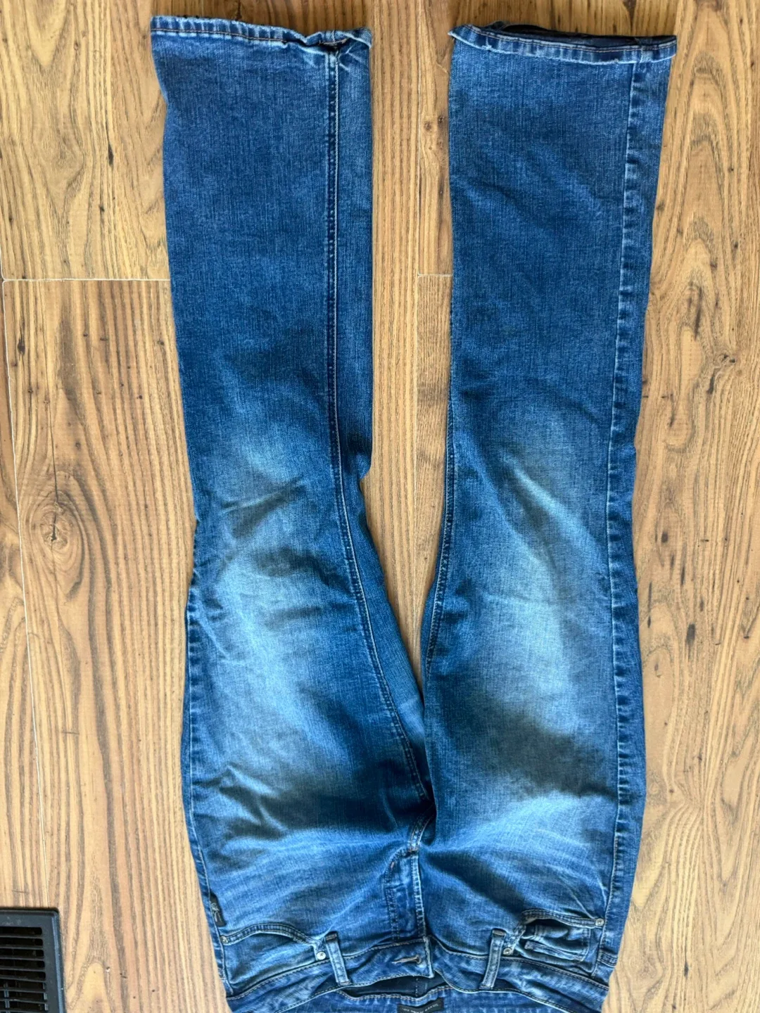 Silver Jeans Elyse Slim Boot Cut W29/L31
