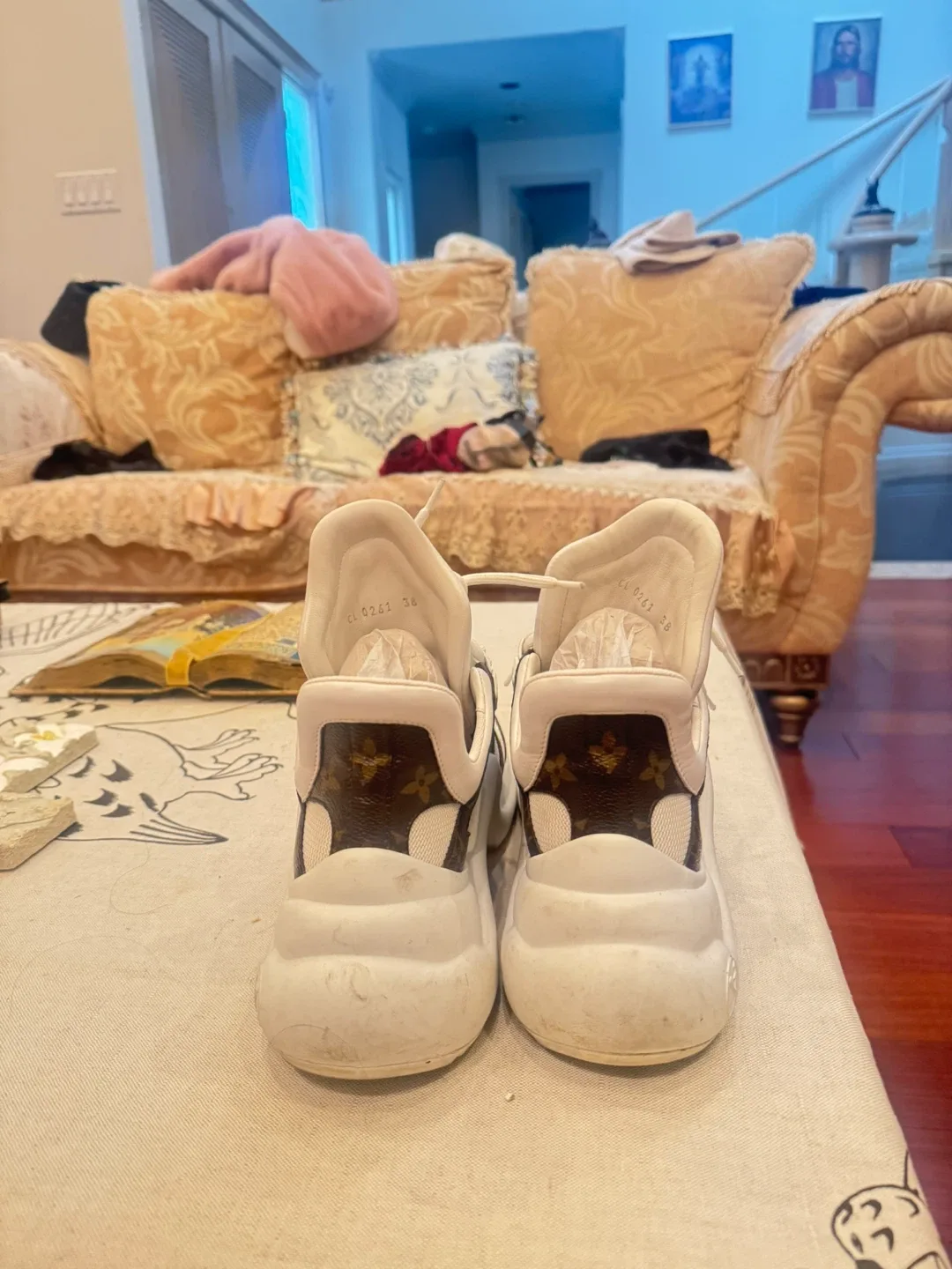 Louis Vuitton White Sneakers image indicator(3)