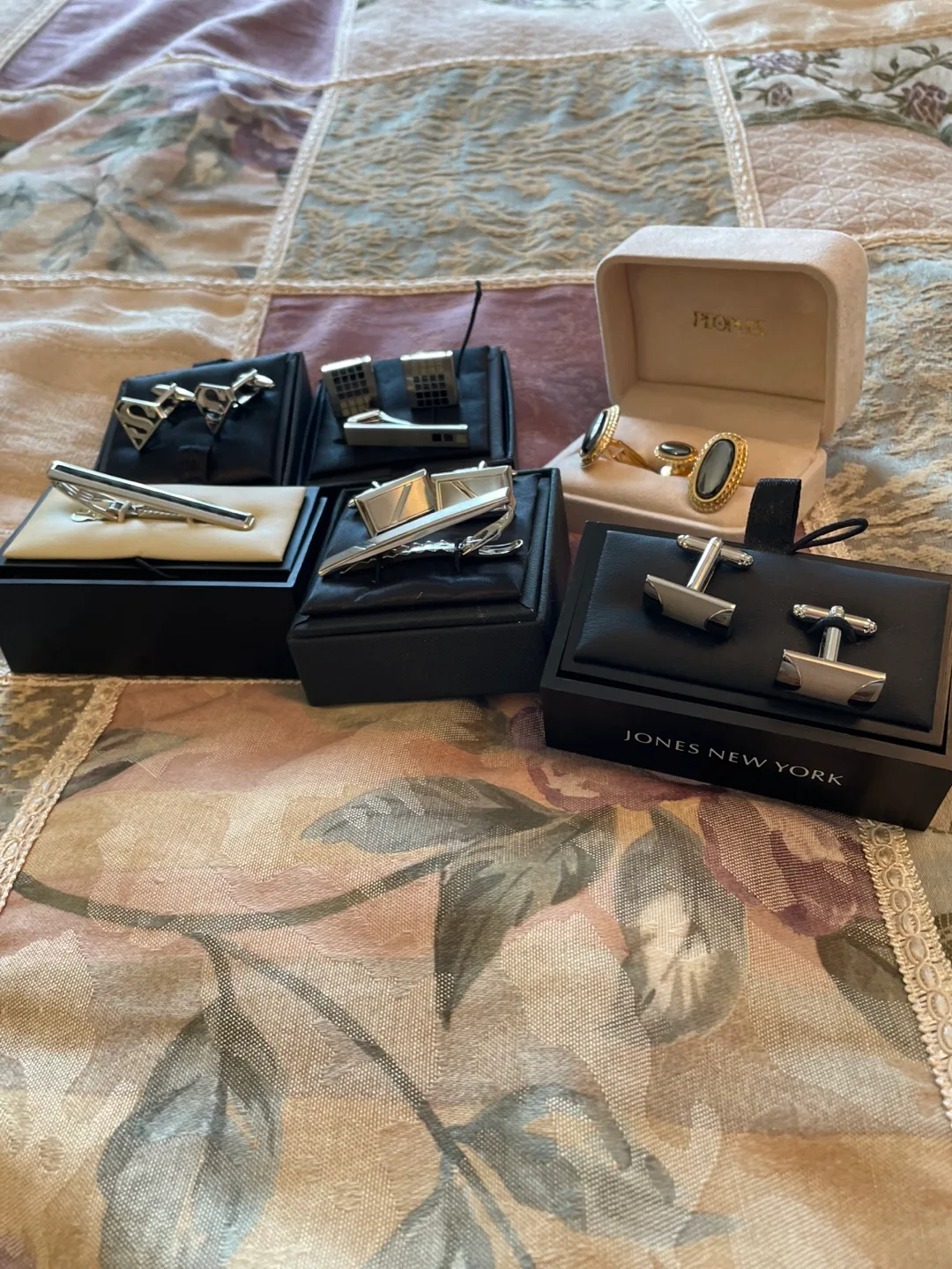 Men's Cufflinks & Tie Clip Set