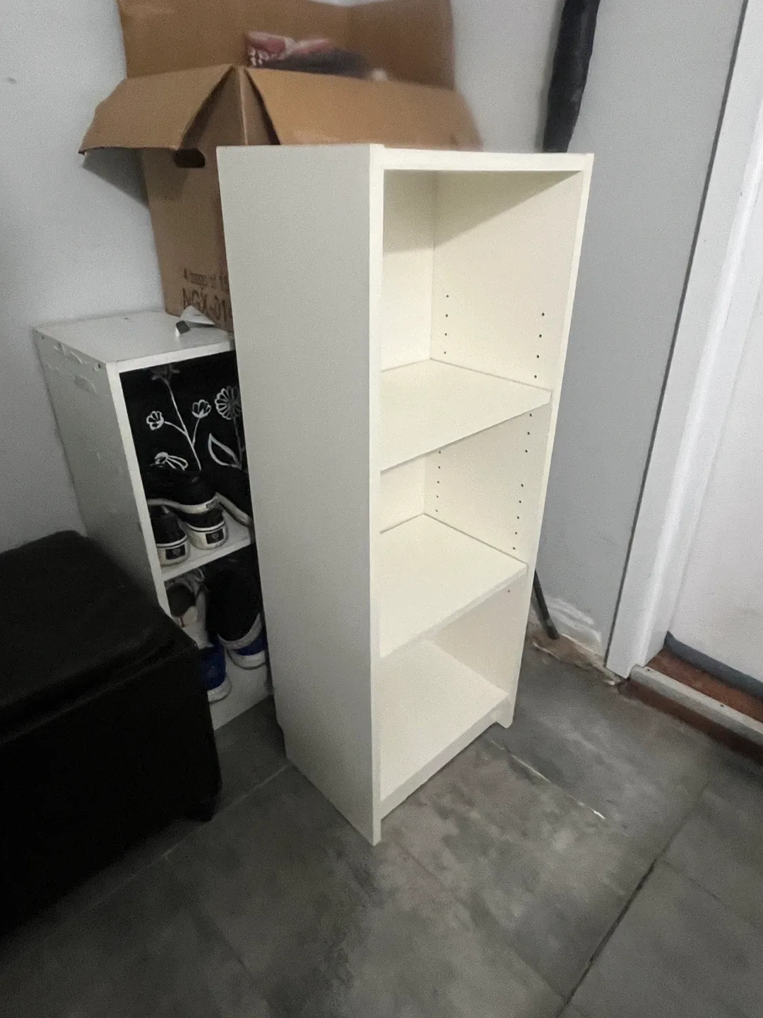 IKEA Billy Bookcase image indicator(4)