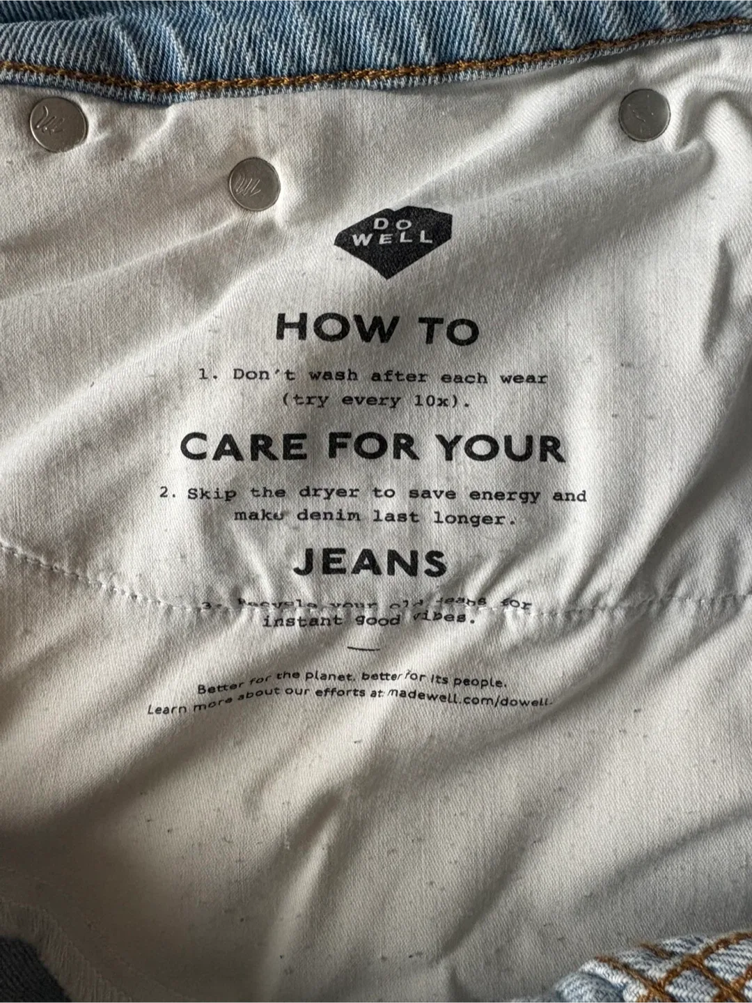 Madewell Curvy Perfect Mid-Length Jean Short - Size 32 image indicator(4)