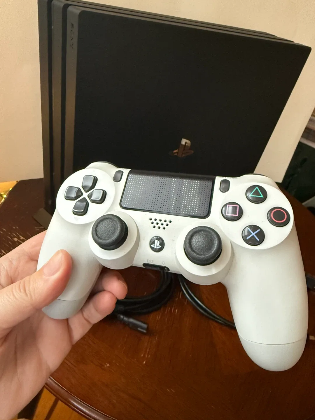 PlayStation 4 Pro image indicator(5)