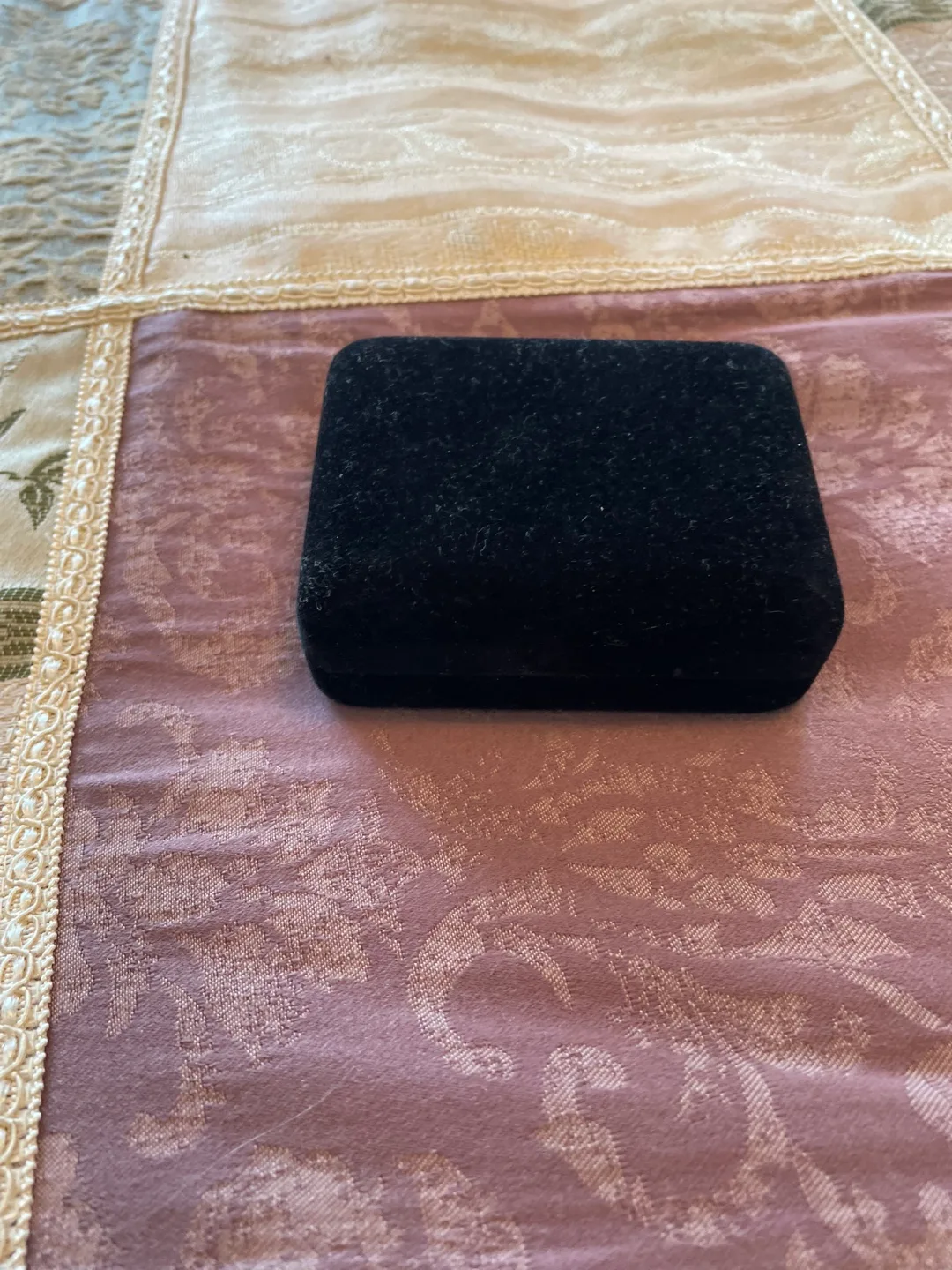 Louis Roth Genuine Onyx Cufflink Set image indicator(3)