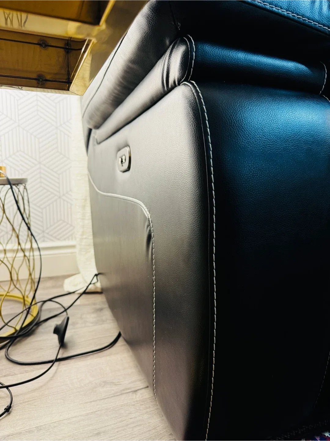 Black Leather Reclining Sofa Set image indicator(4)