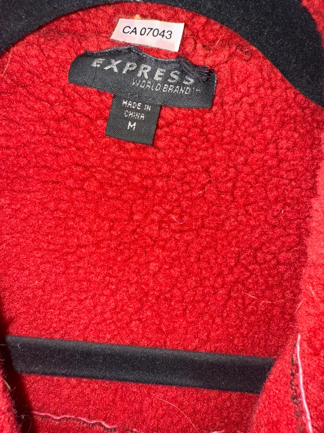Express Red Vest - Size M image indicator(2)