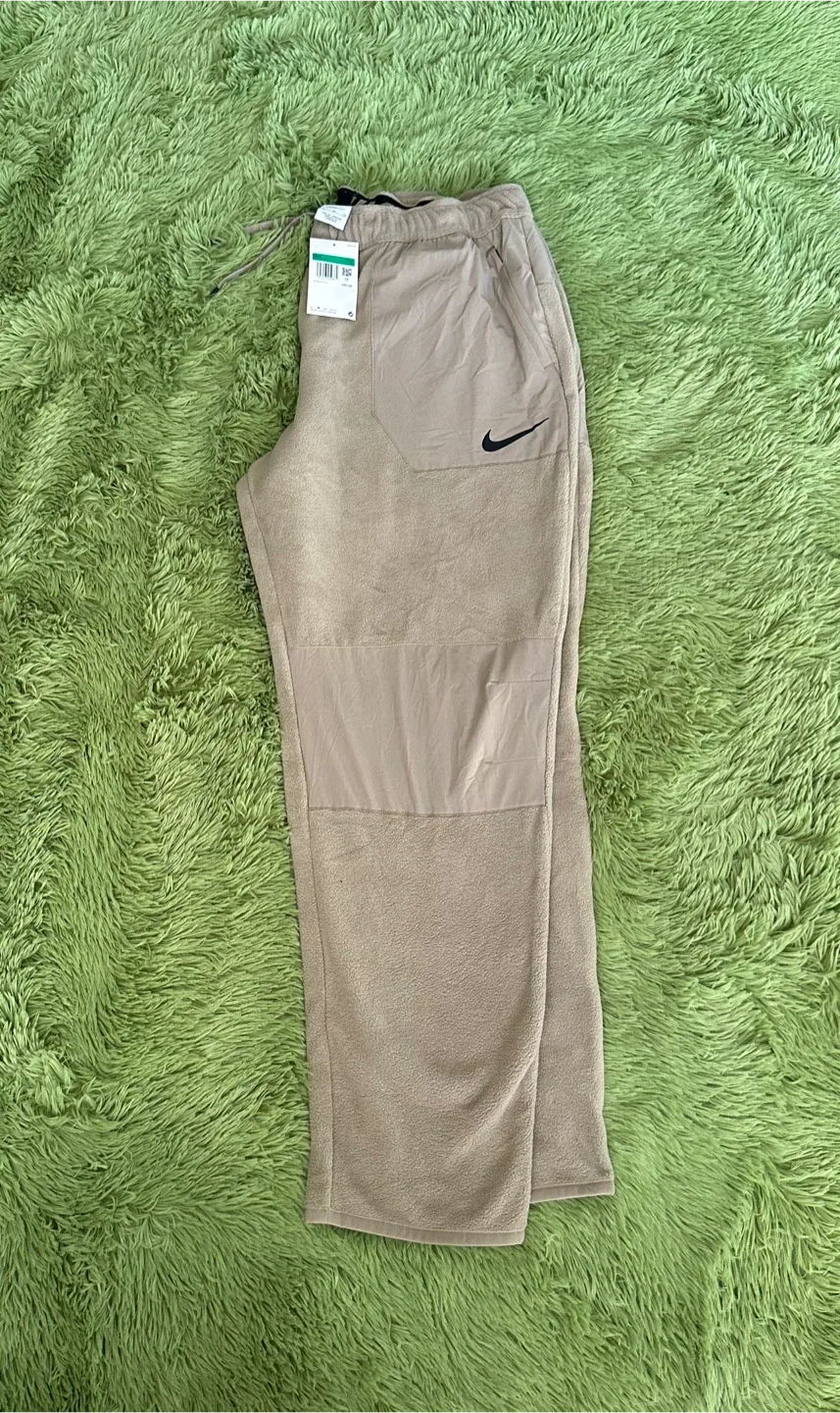 Nike Therma-FIT Standard Fit Pants XL
