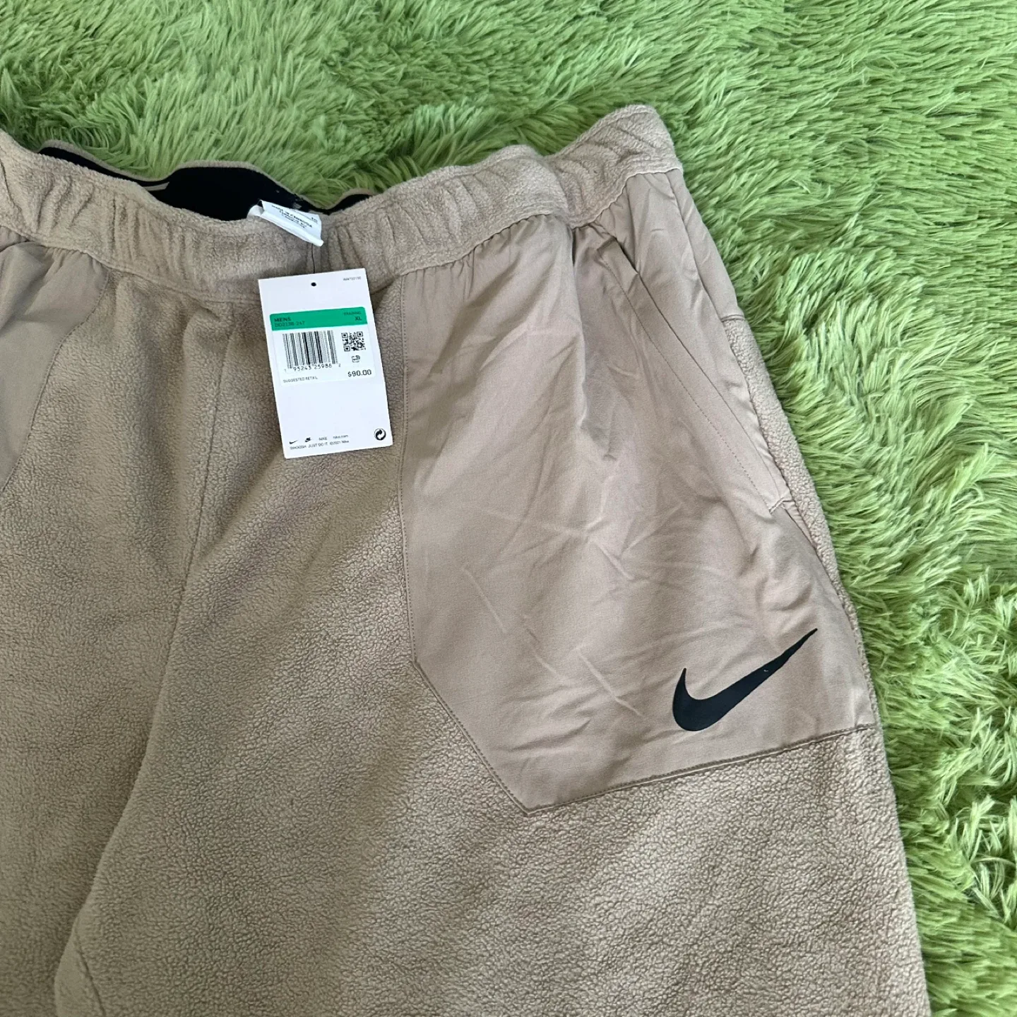 Nike Therma-FIT Standard Fit Pants XL image indicator(8)