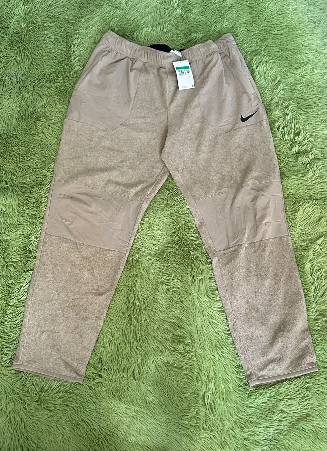 Nike Therma-FIT Standard Fit Pants XL image indicator(9)
