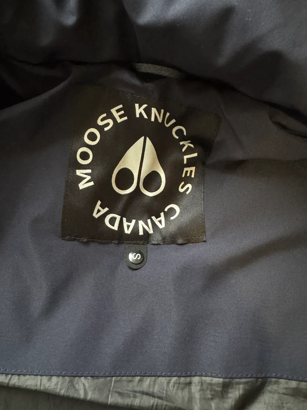 Moose Knuckles Vest - Size Small image indicator(3)