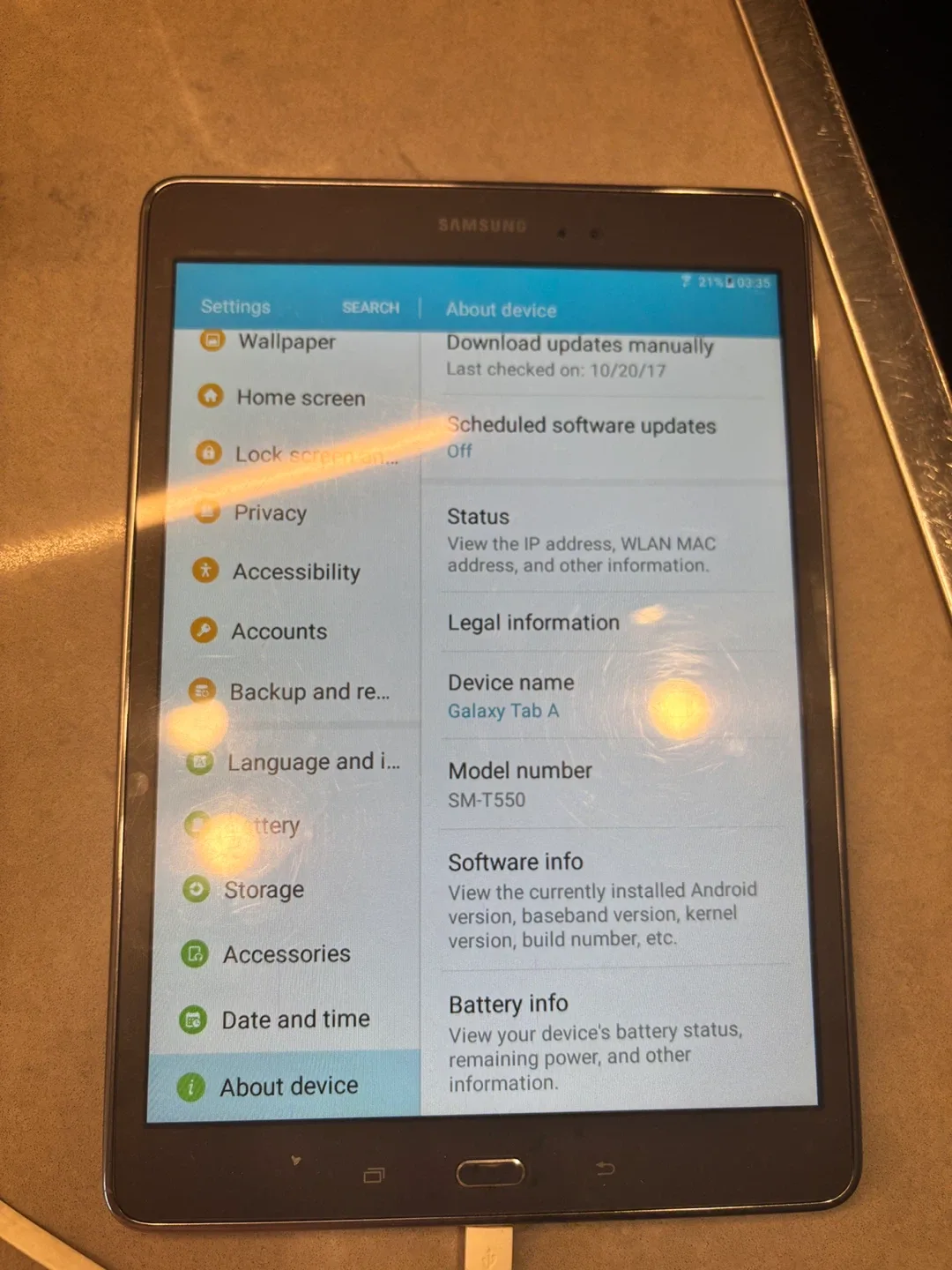 Samsung Galaxy Tab A SM-T550 32GB image indicator(2)