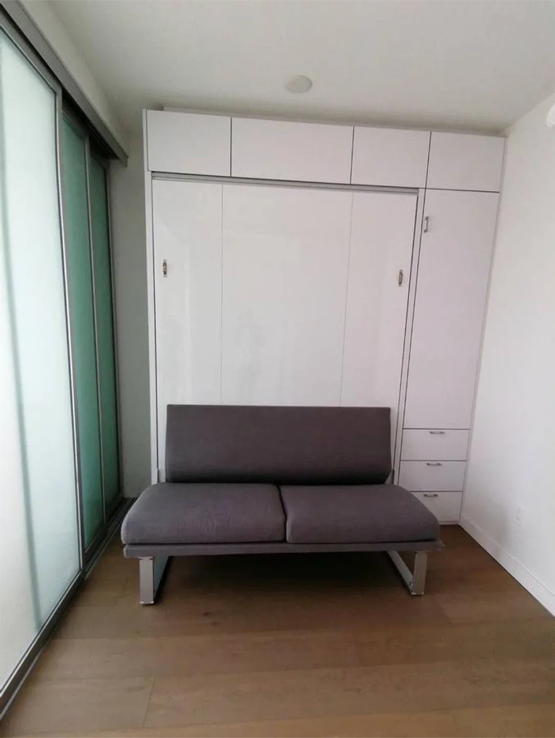 PRIME ON THE PLAZA Surrey image indicator(4)