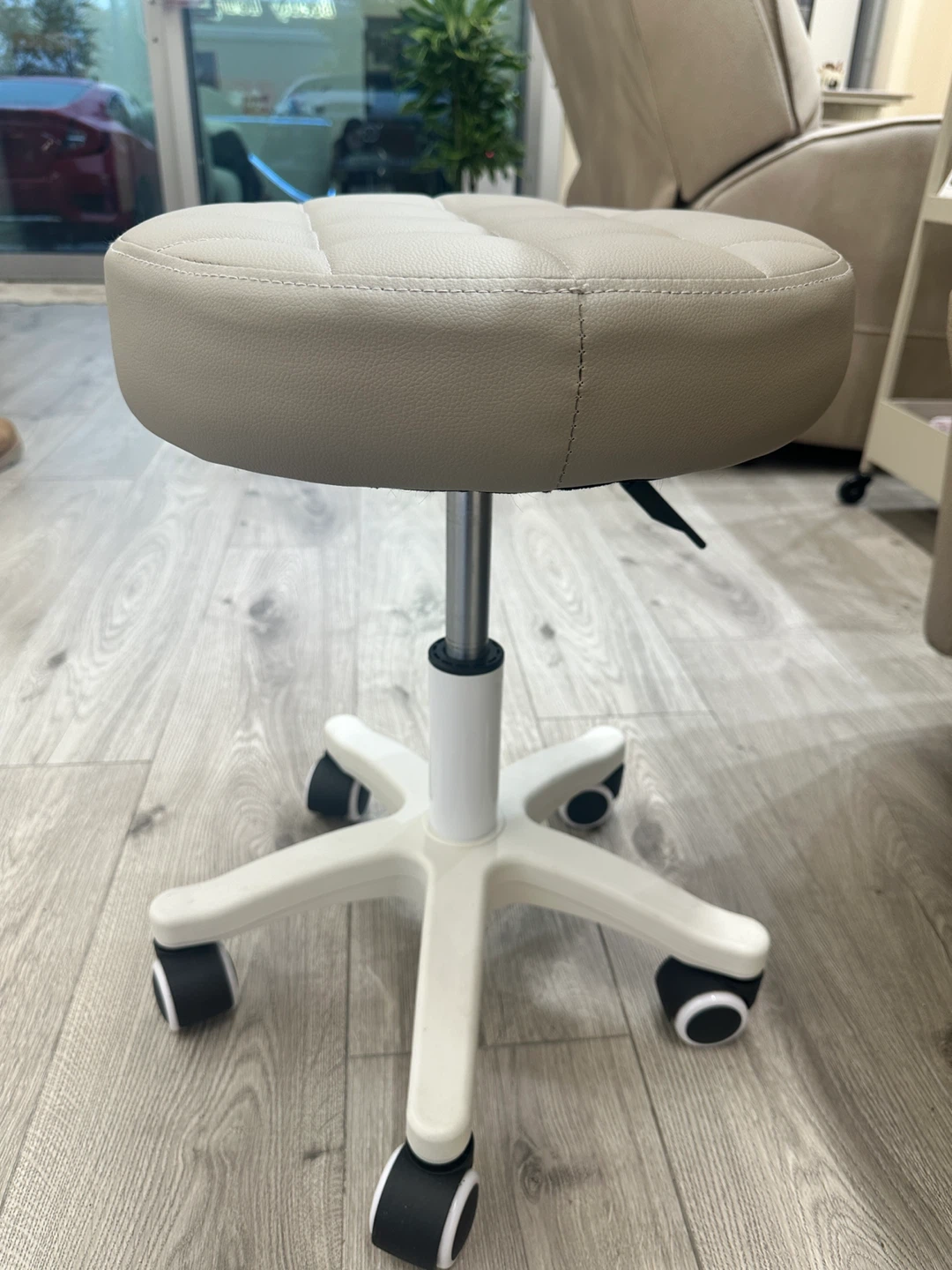 Rolling Stool - Adjustable Height - photo 2