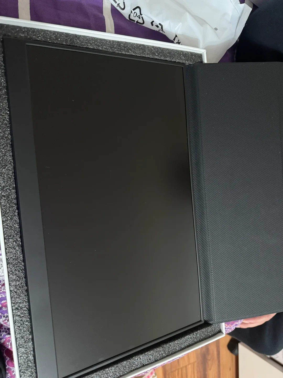 Intelcom Dragonfly Portable Monitor - New image indicator(3)