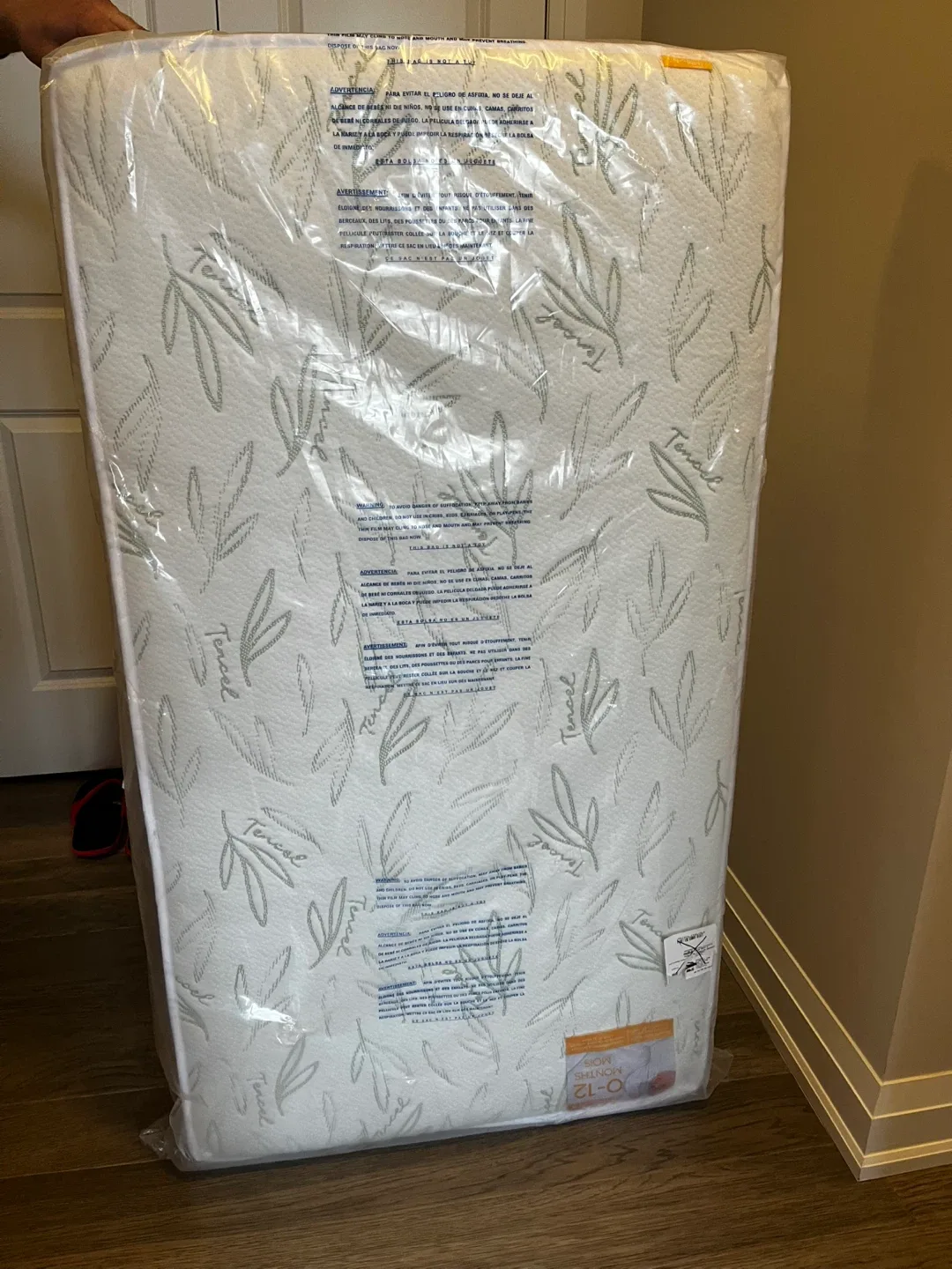 Simmons Goodnight Crib Mattress - New in Packaging!