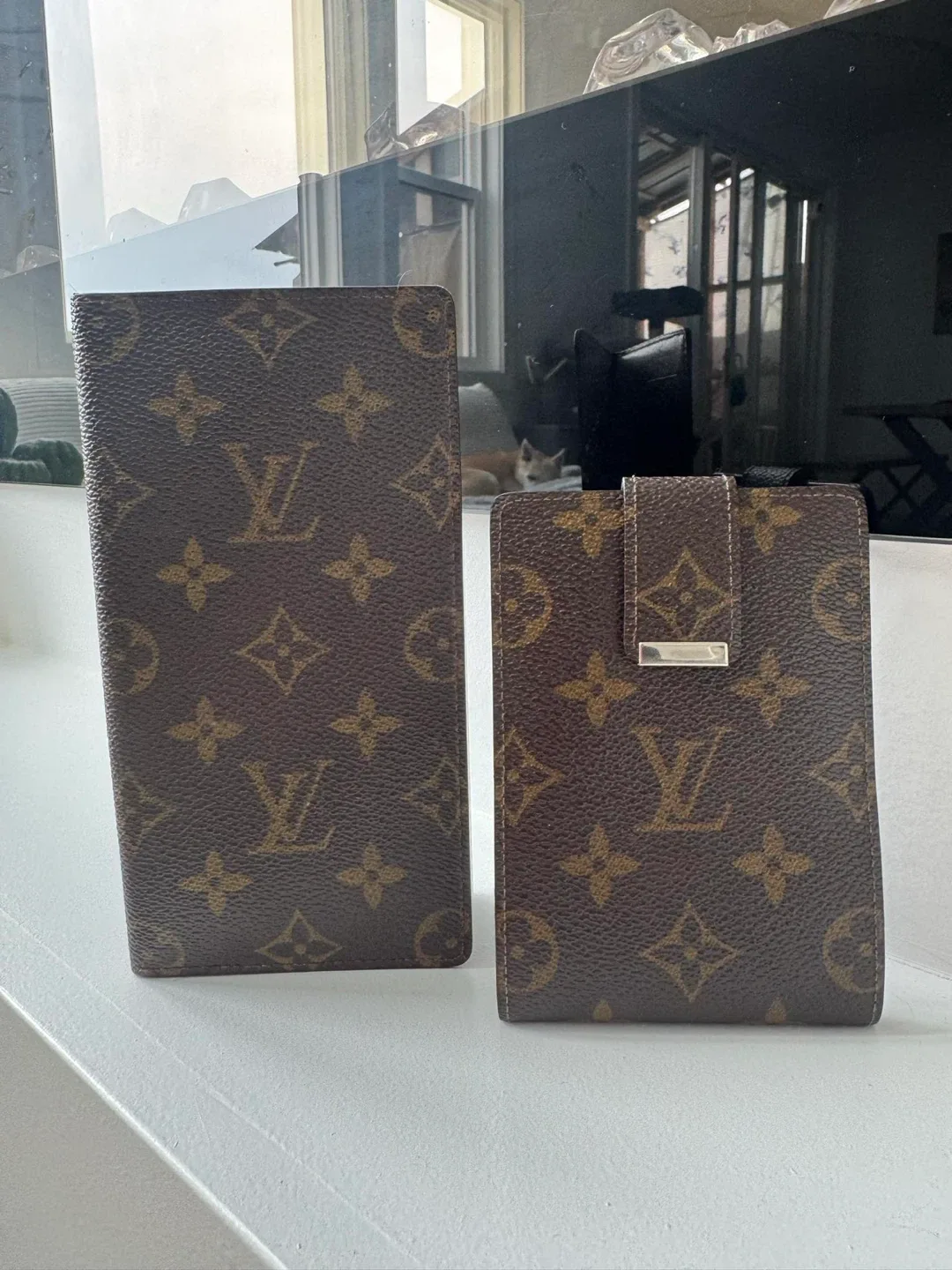 Louis Vuitton passport cover & Card Holder Set