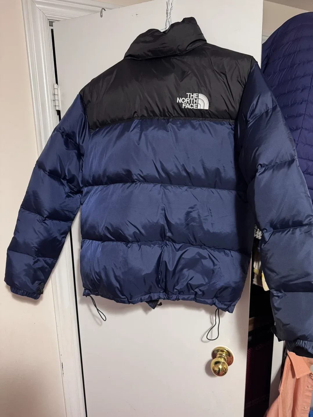 The North Face Puffer Jacket - Blue & Black, Size S image indicator(2)