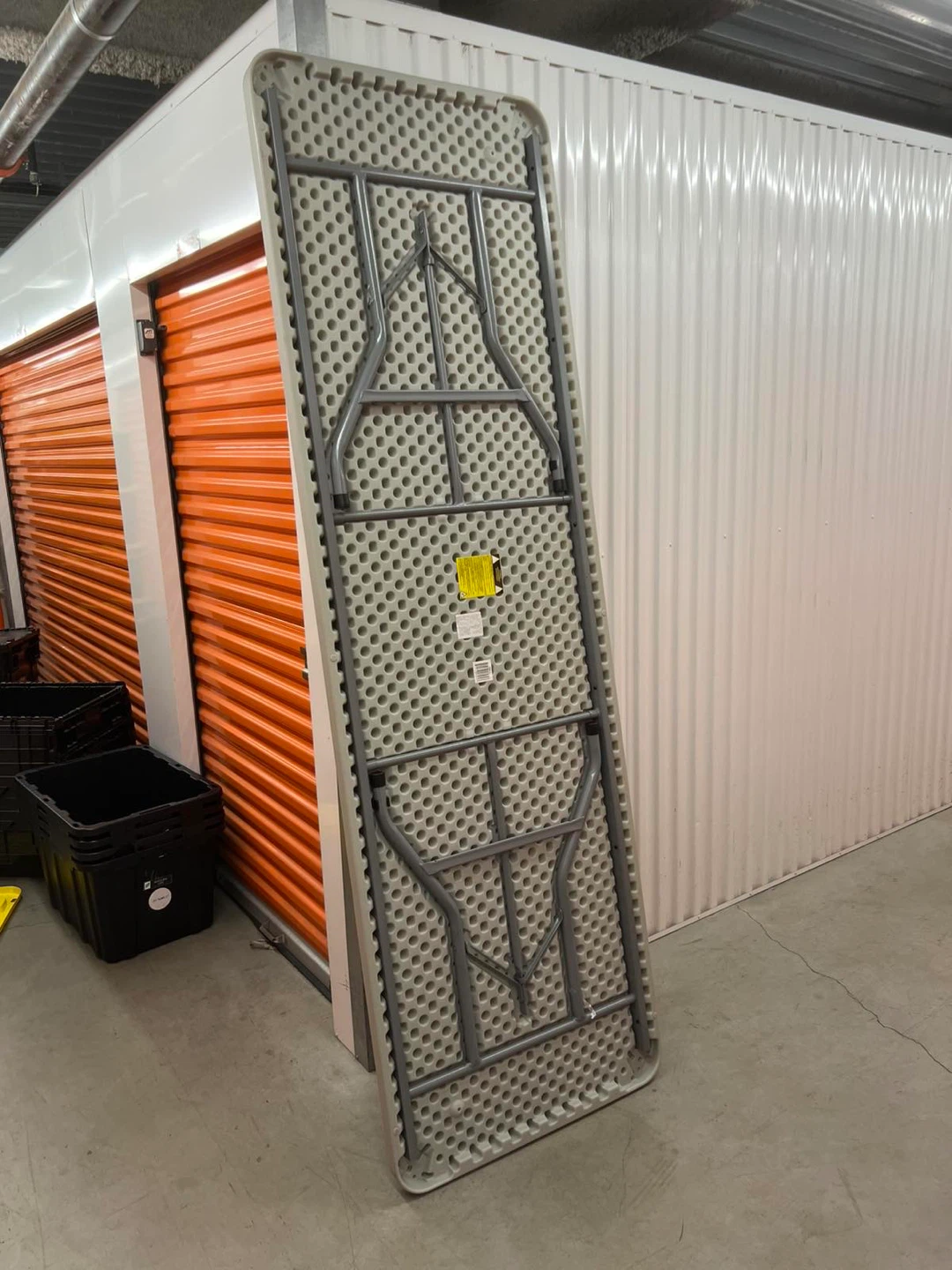 Folding Table - Great Condition - photo 3
