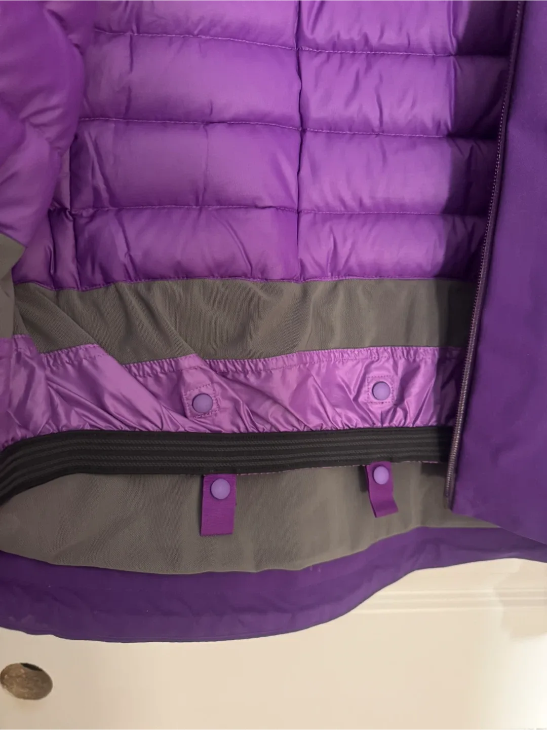 Patagonia Women's Down Jacket Size S image indicator(6)
