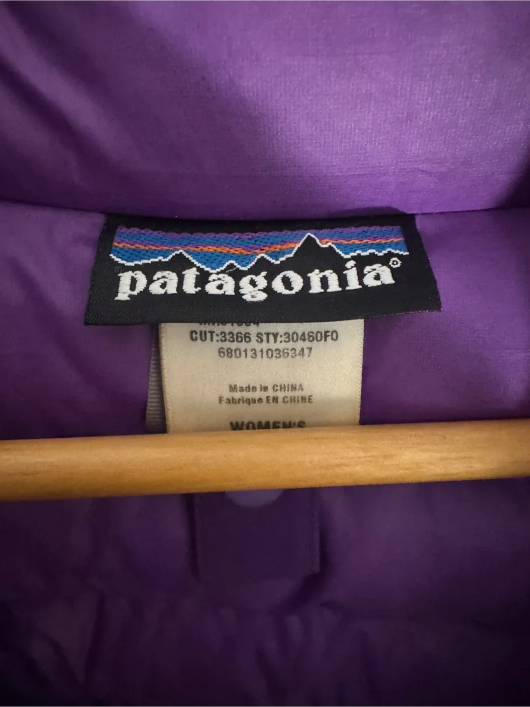 Patagonia Women's Down Jacket Size S image indicator(2)