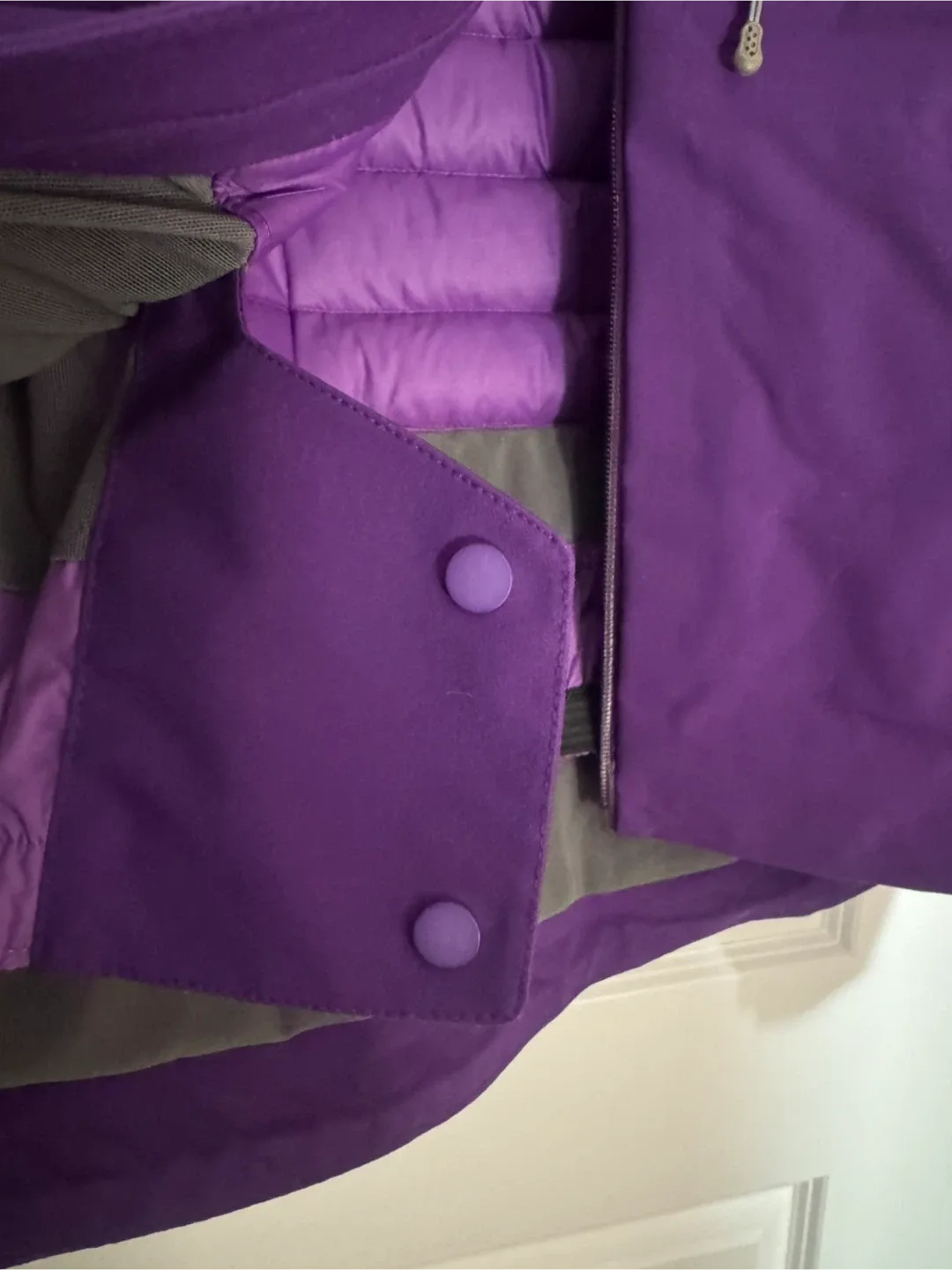 Patagonia Women's Down Jacket Size S image indicator(7)