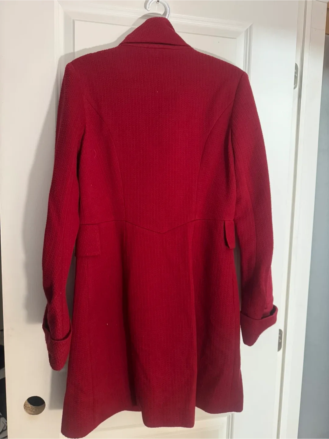 Le Chateau Red Coat - Size M image indicator(7)