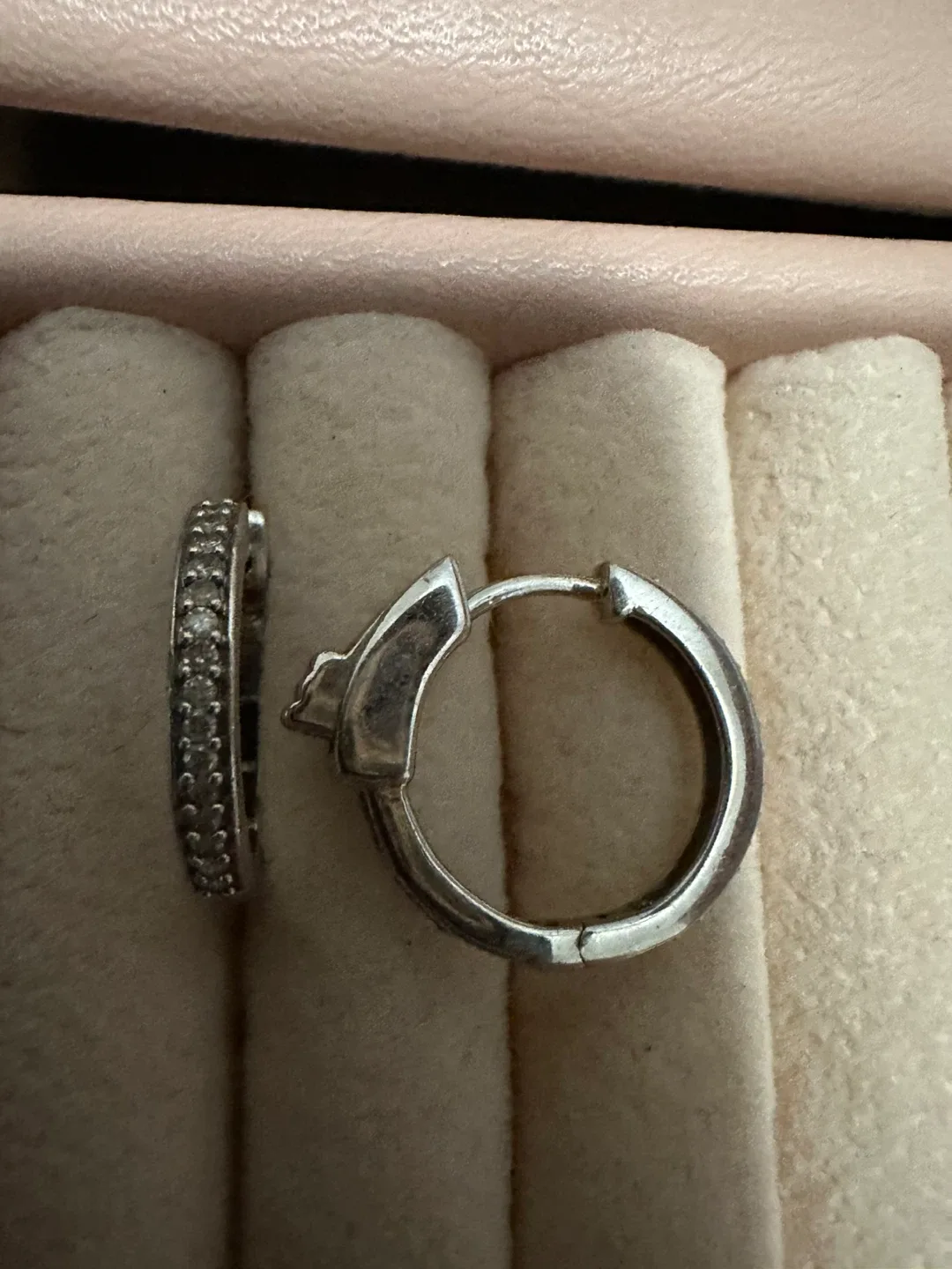 Sparkly Sterling silver 925 Hoop Earrings with diamonds image indicator(3)