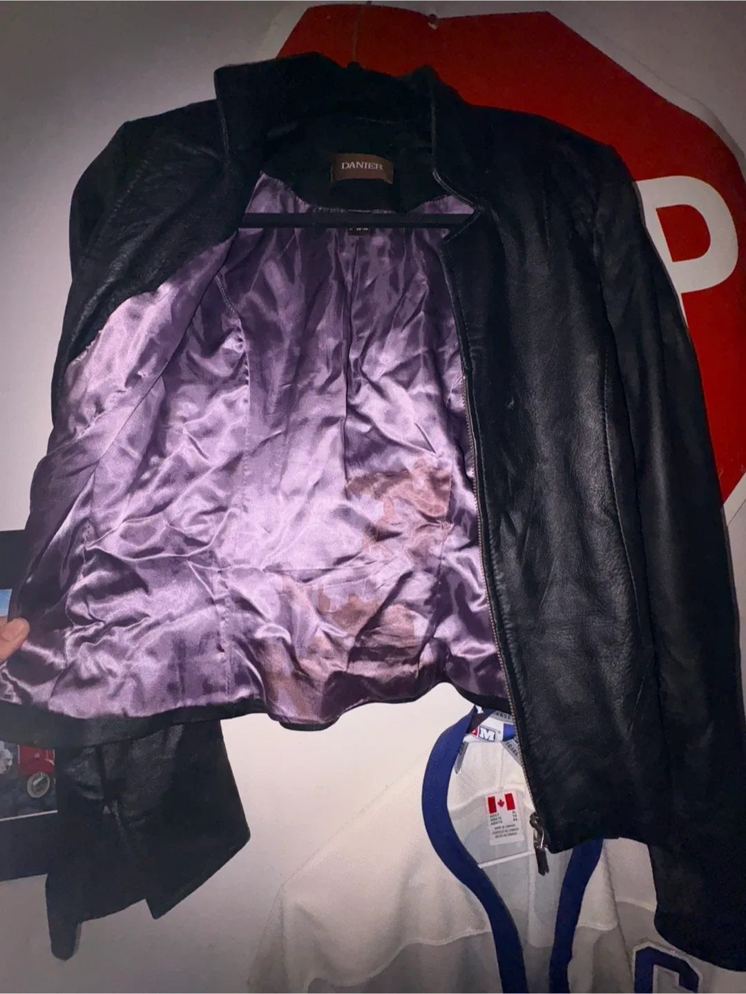 DANIER Black Leather Jacket image indicator(3)