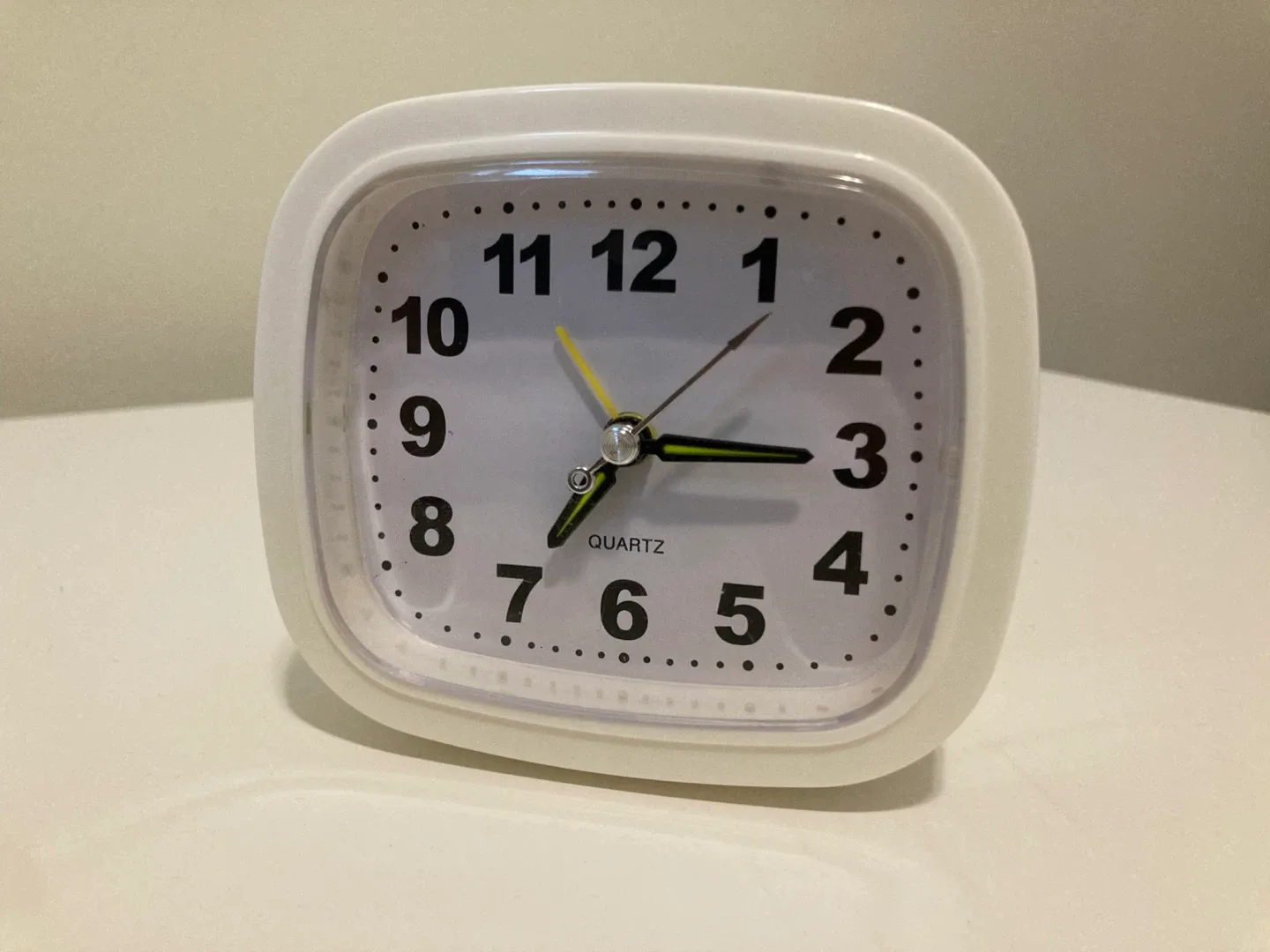 non-operating White Quartz Alarm Clock
