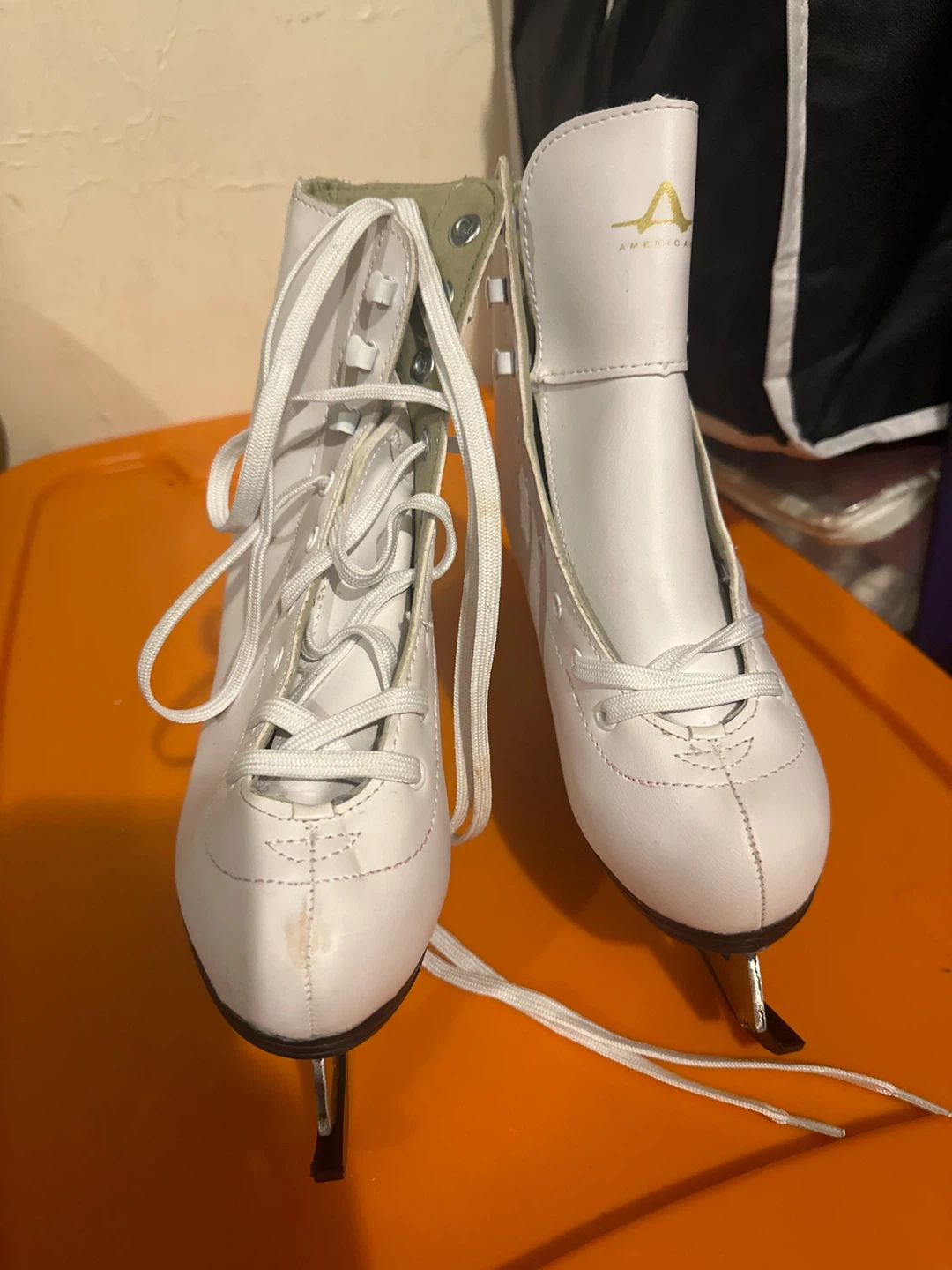 American Ice Skates - White