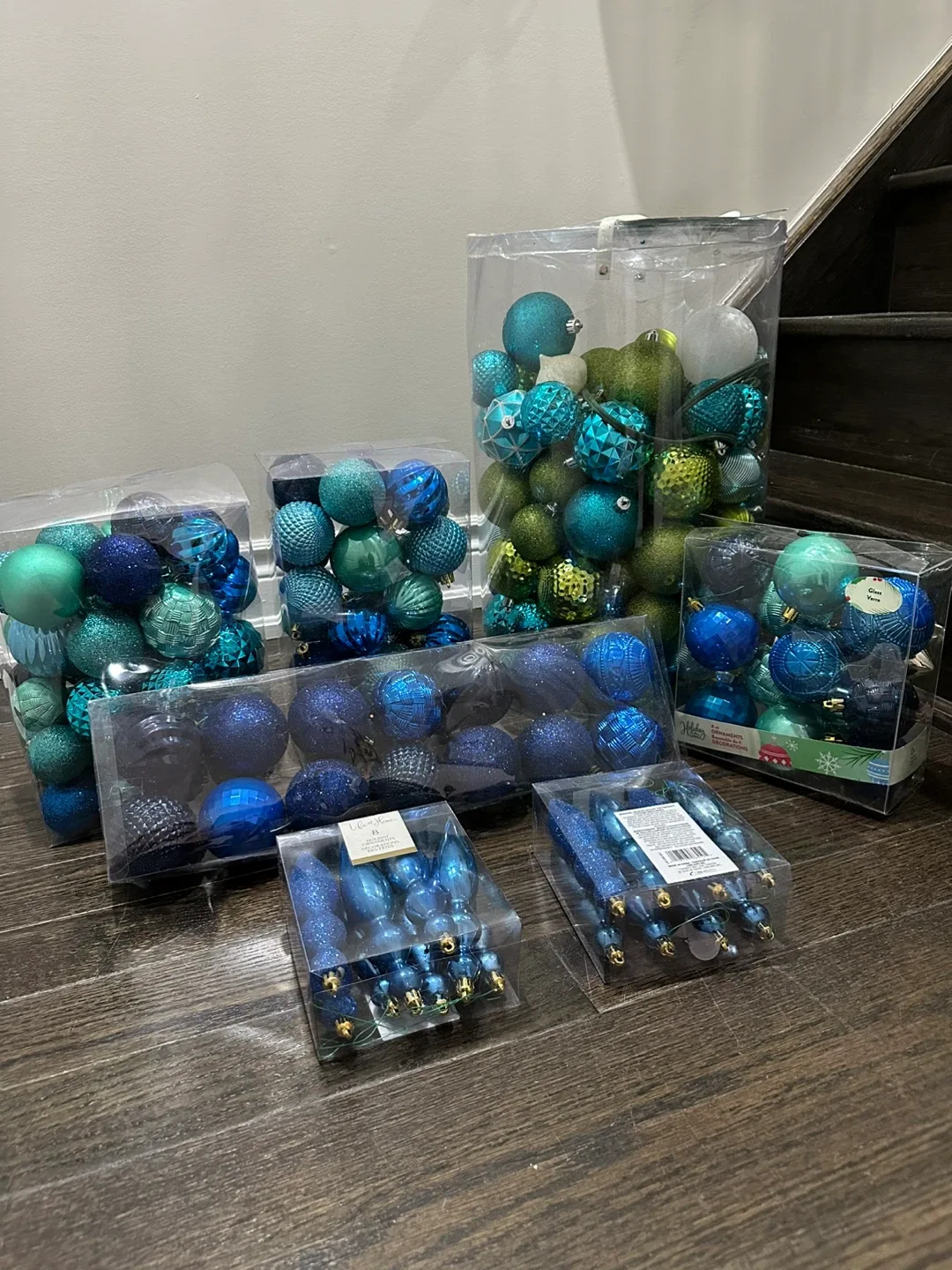 Life at Home Christmas Ornaments - Blue & Green image indicator(4)