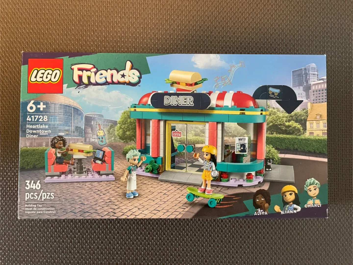 LEGO Friends Heartlake Downtown Diner 41728 Like NEW - Open Box!