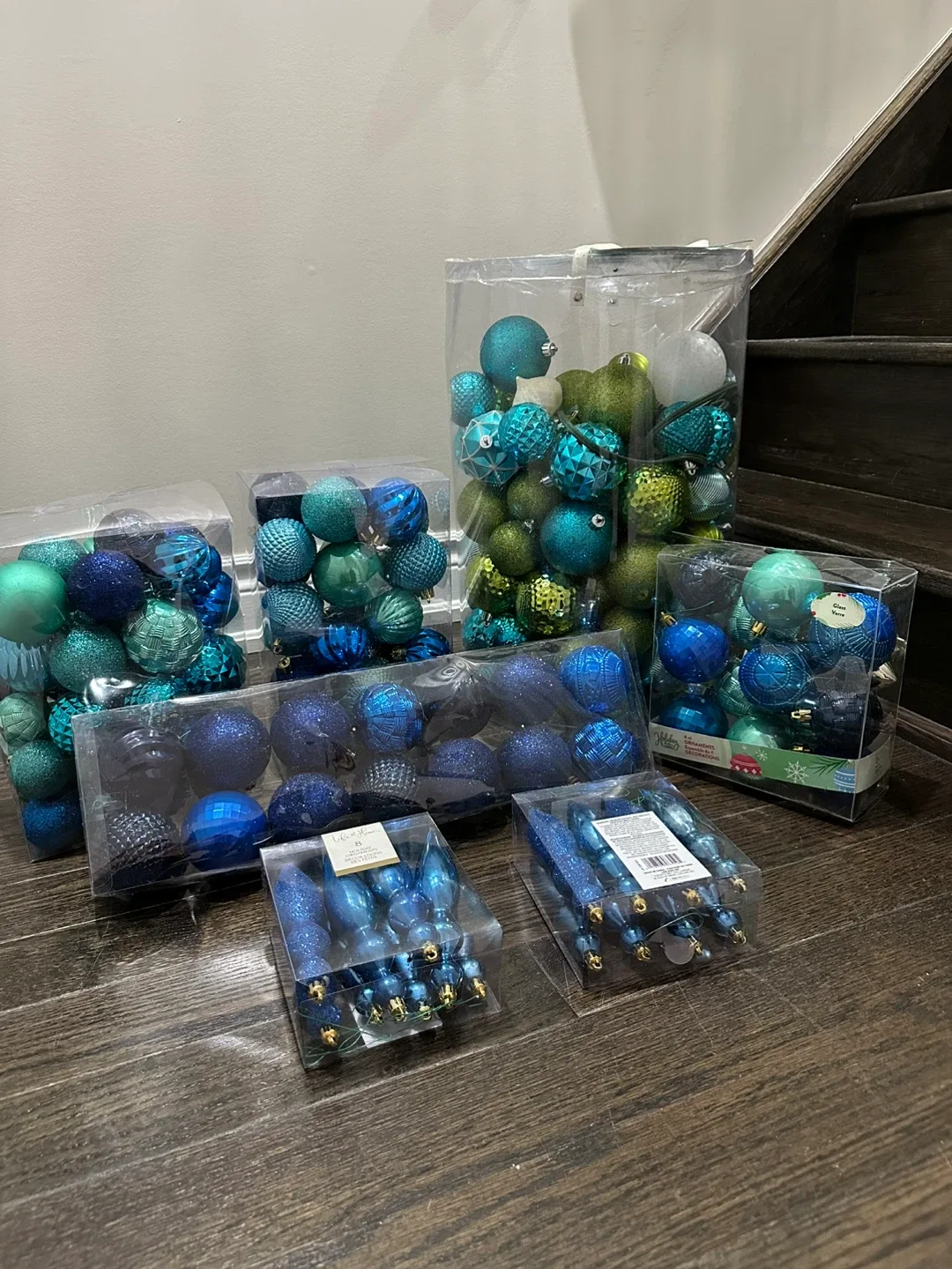 Life at Home Christmas Ornaments - Blue & Green image indicator(6)