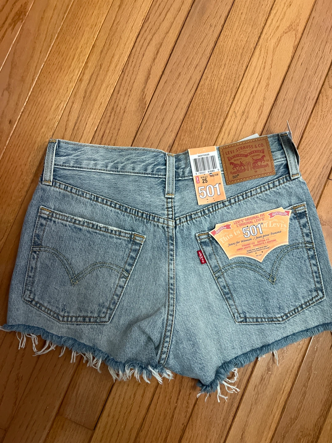 Levi's 501 Denim Shorts - Size 25