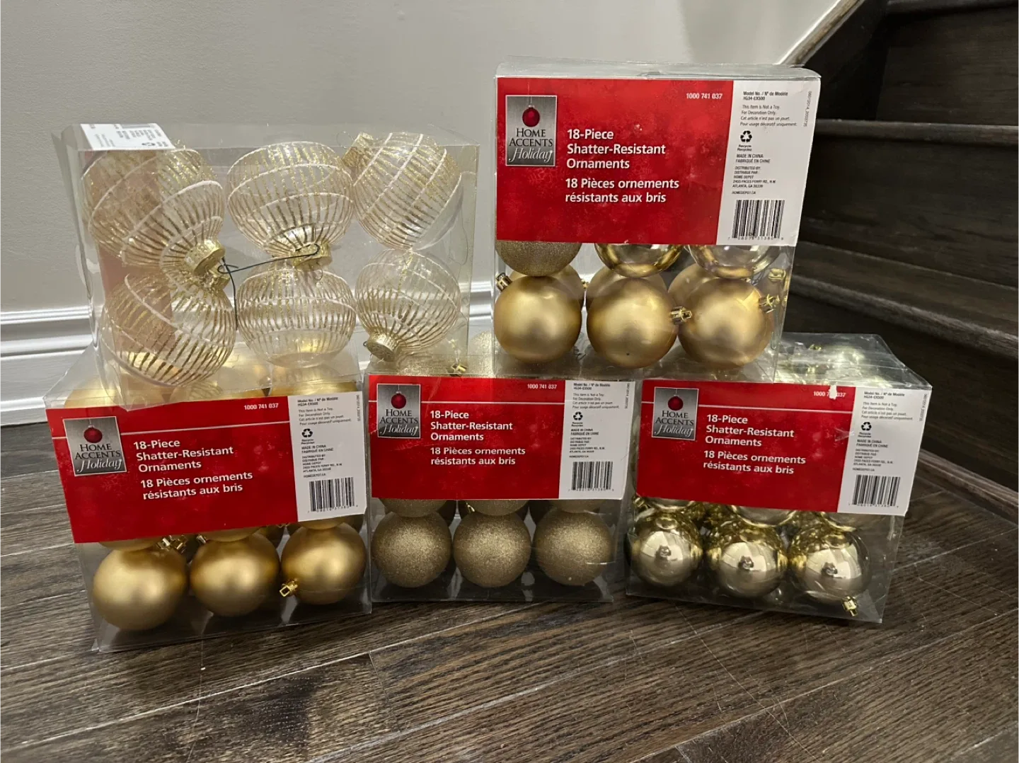 Home Accents Holiday 18-Piece Shatter-Resistant Ornaments image indicator(3)