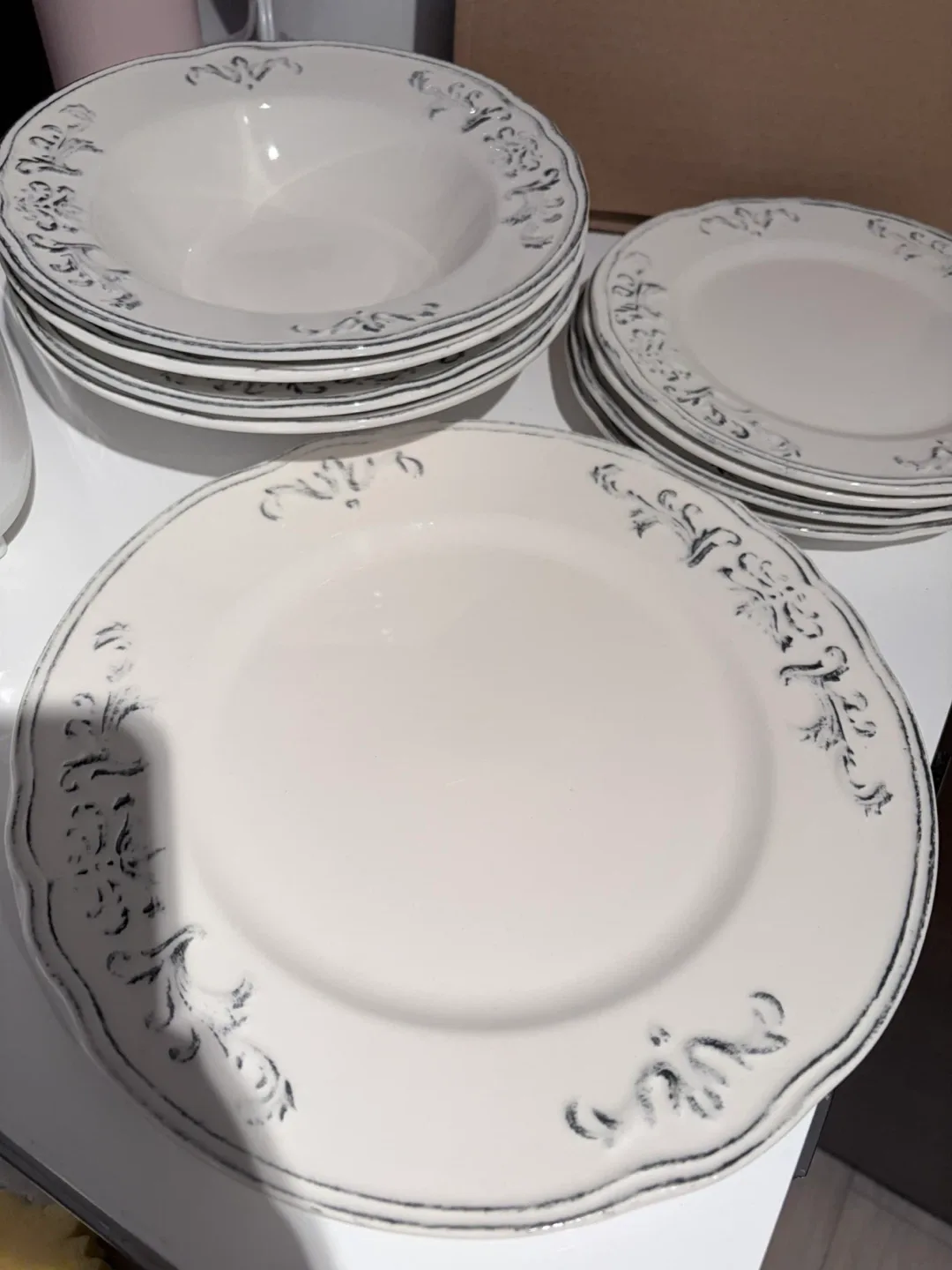 Stokes Athens Dove 16-Piece Dinnerware Set image indicator(3)