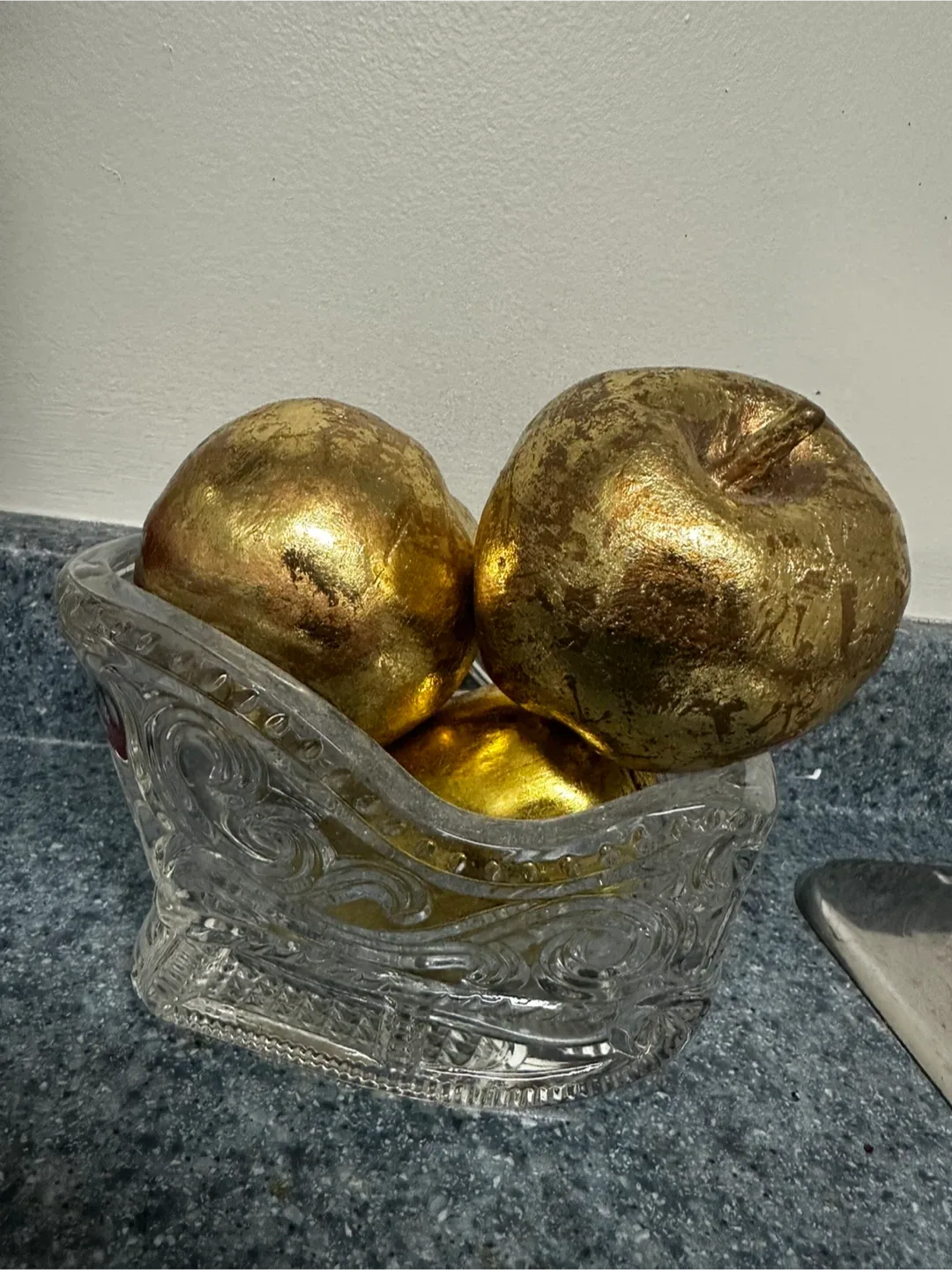 Vintage Crystal Sleigh image indicator(3)