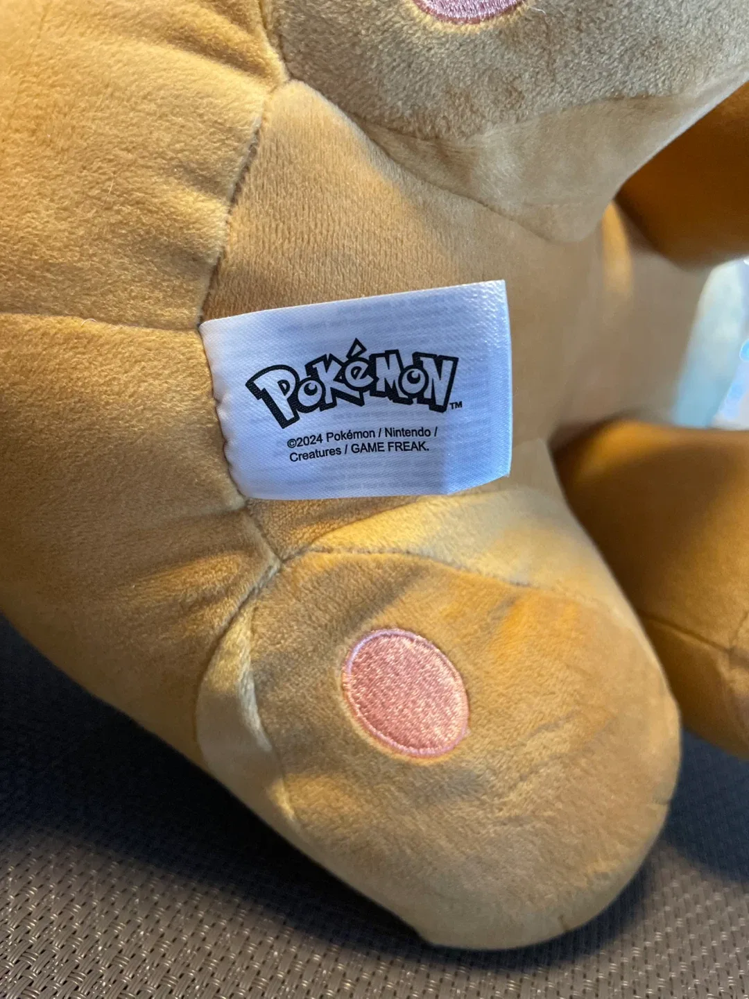 Pokémon Eevee Plush - Clean and Like New Condition! image indicator(4)