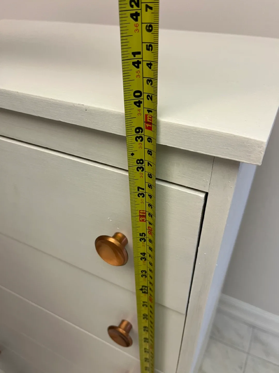 White 2-Drawer Nightstand image indicator(7)