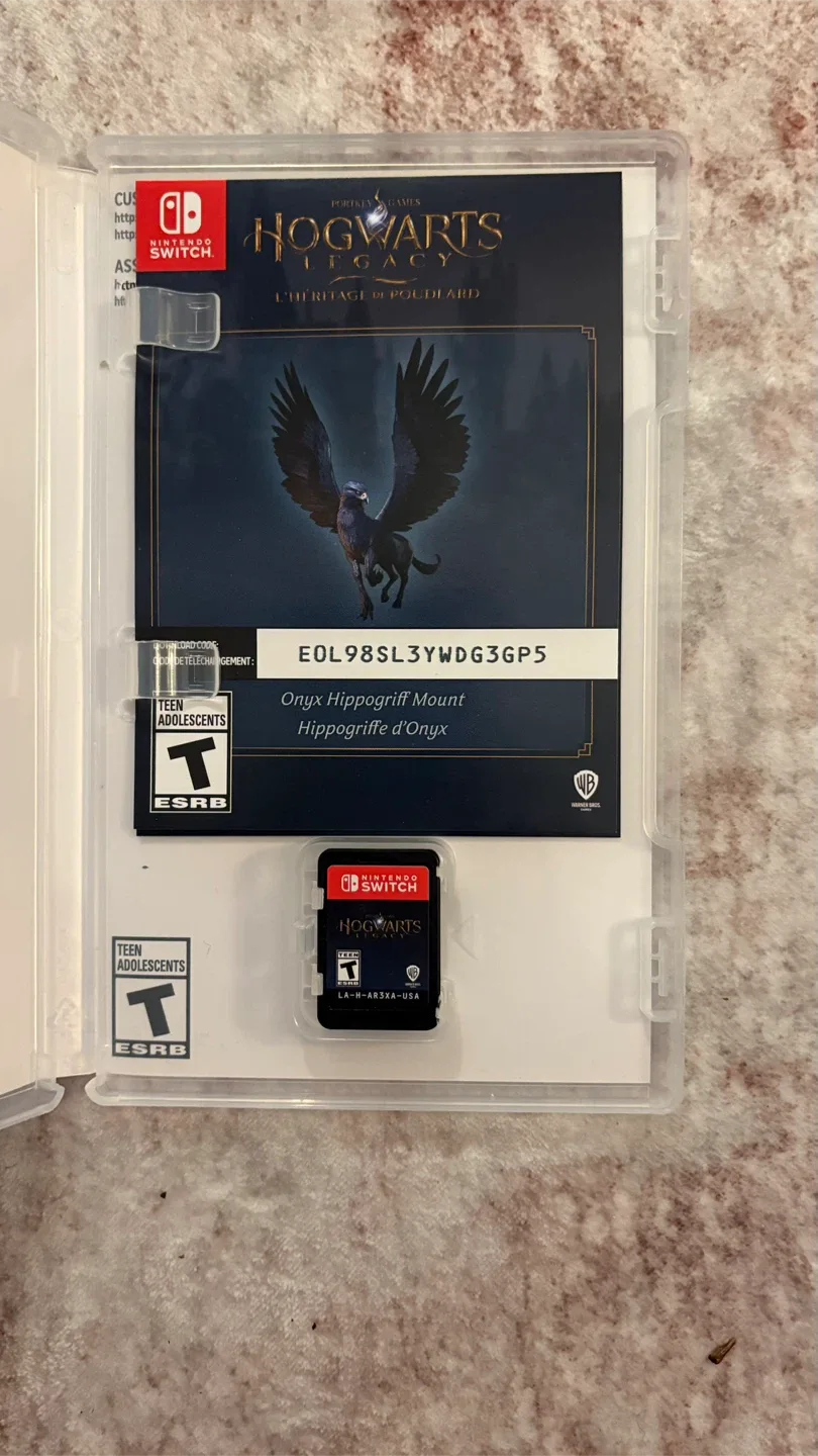 Hogwarts Legacy Nintendo Switch Game image indicator(2)