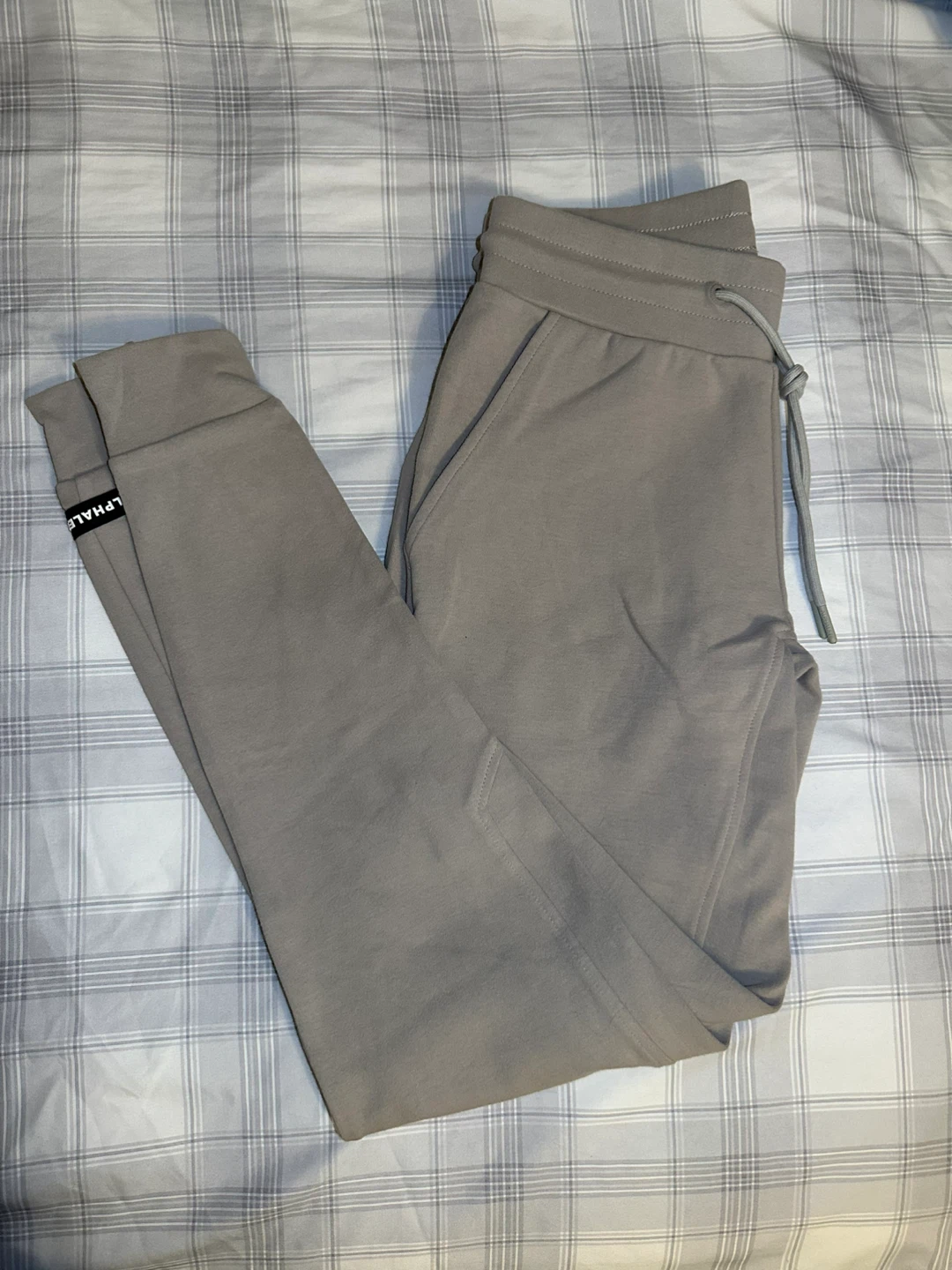 Alphalete Identity Joggers x 2 - photo 2
