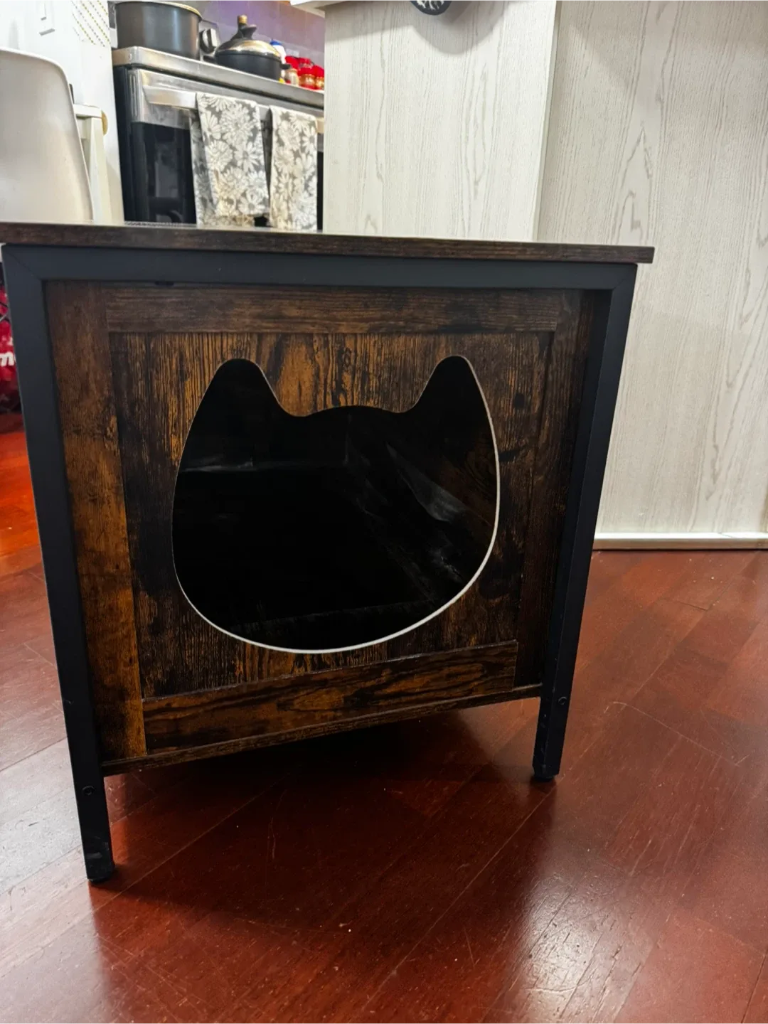 VASAGLE Lowell standing cabinet in rustic brown and black image indicator(2)