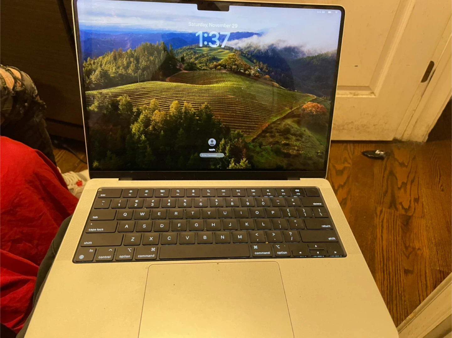 MacBook Pro 14-inch, Apple M1 Pro, 32GB - photo 2