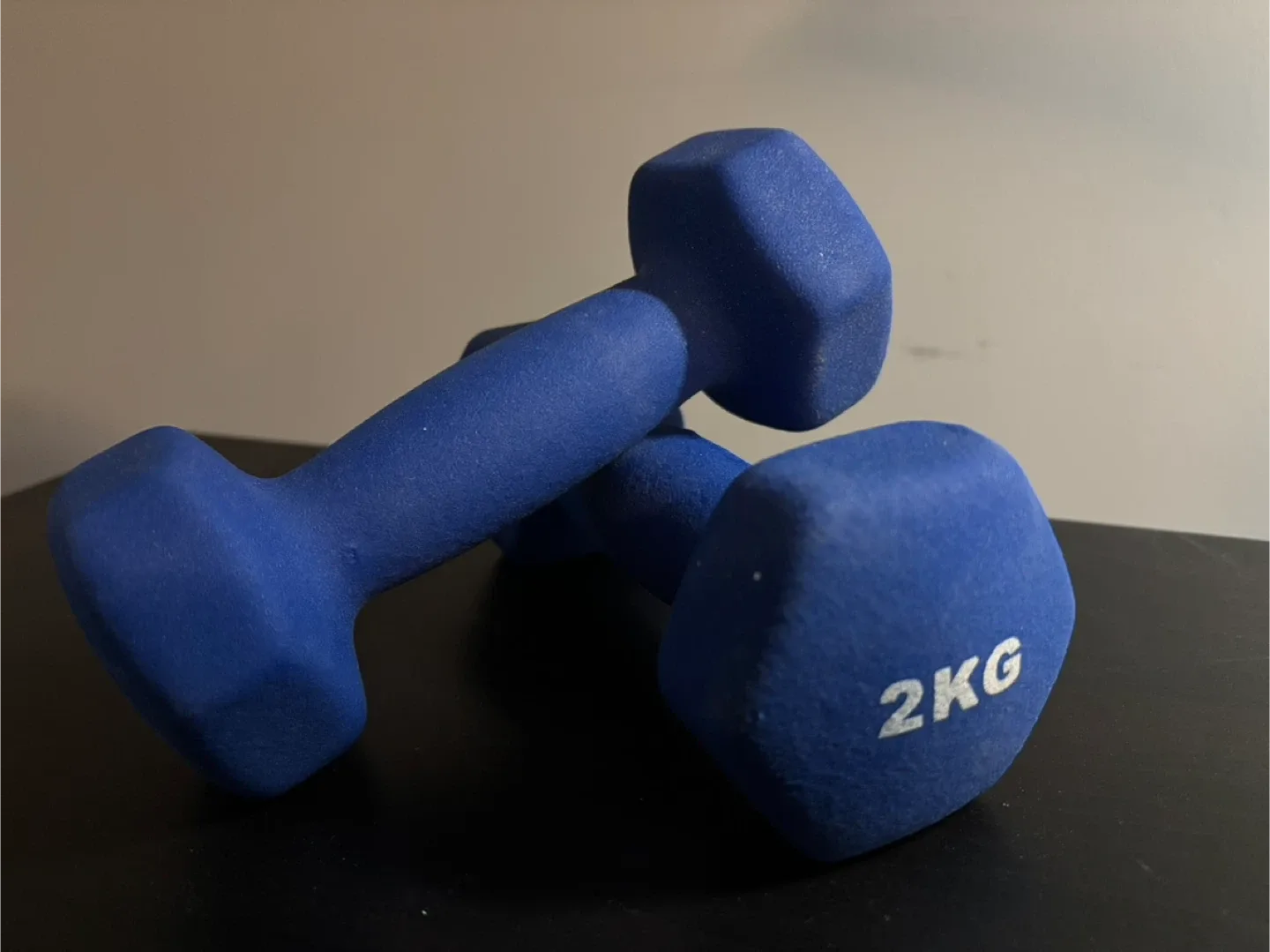 2KG Dumbbells - Blue image indicator(2)