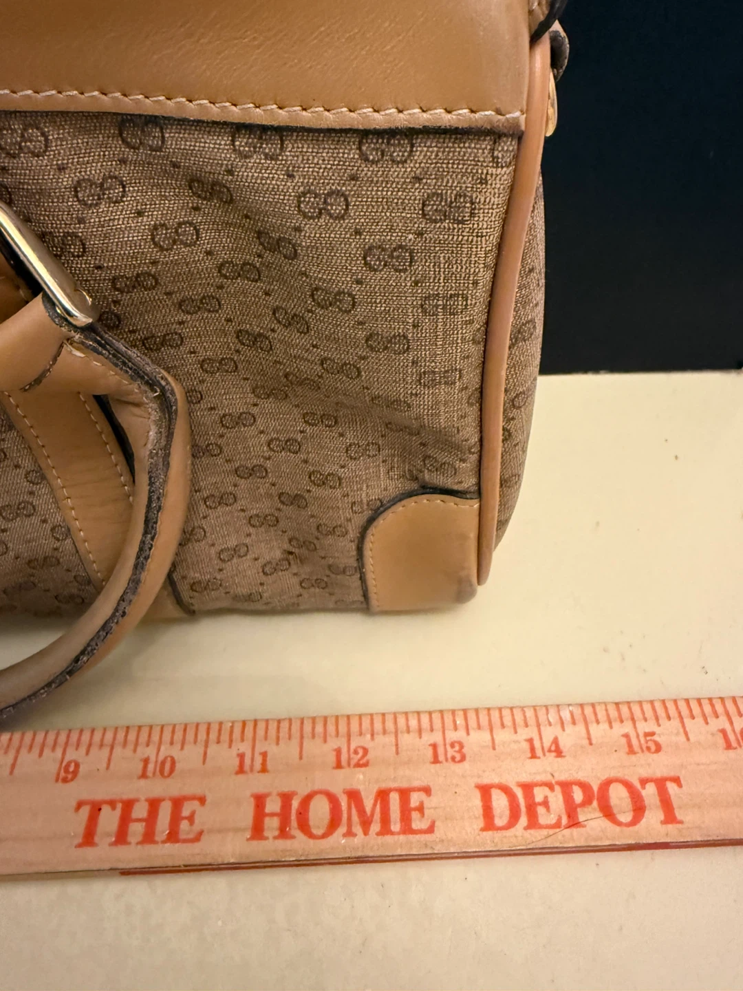 Genuine Gucci handbag - photo 2
