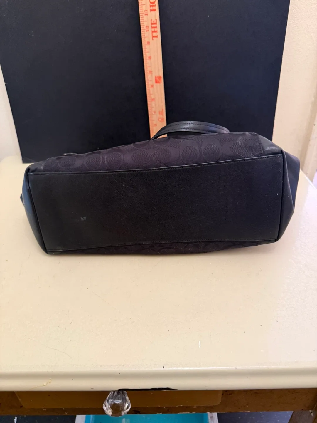 Genuine Coach handbag image indicator(6)