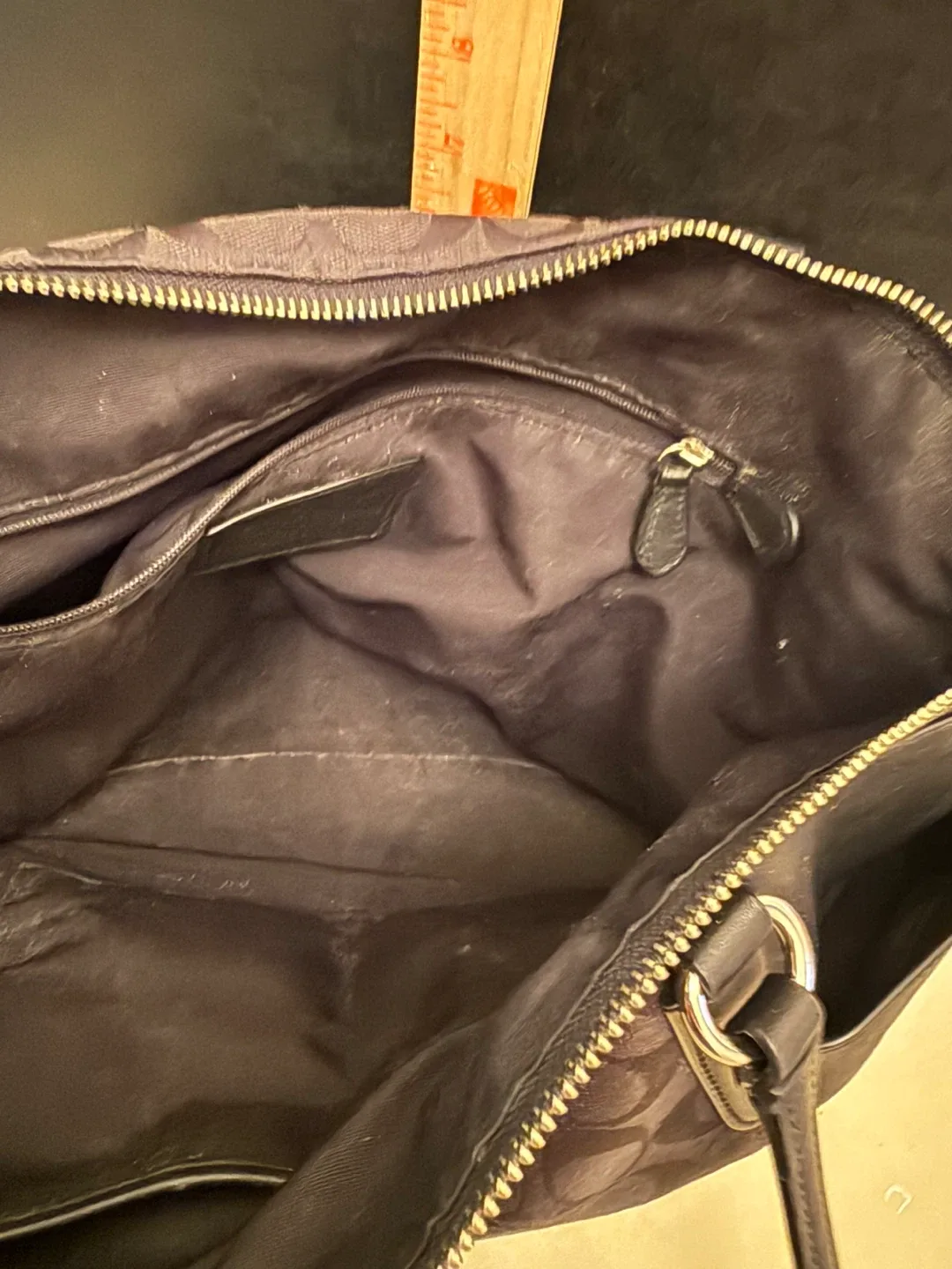 Genuine Coach handbag image indicator(5)