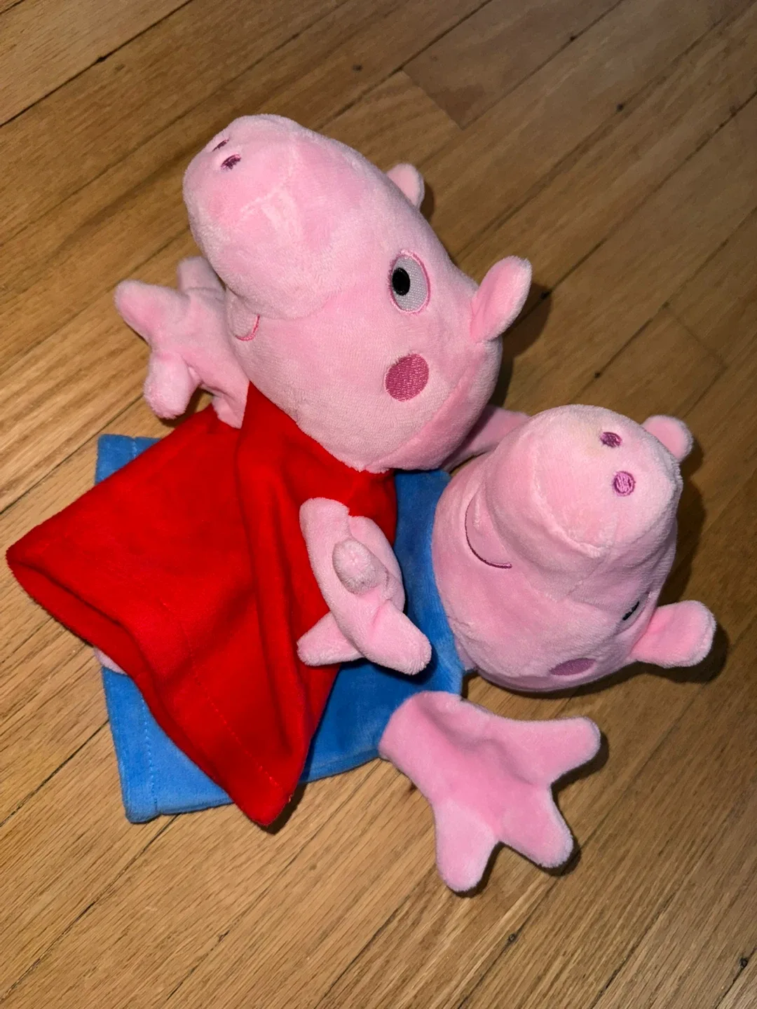 Peppa Pig Hand Puppet Set image indicator(2)