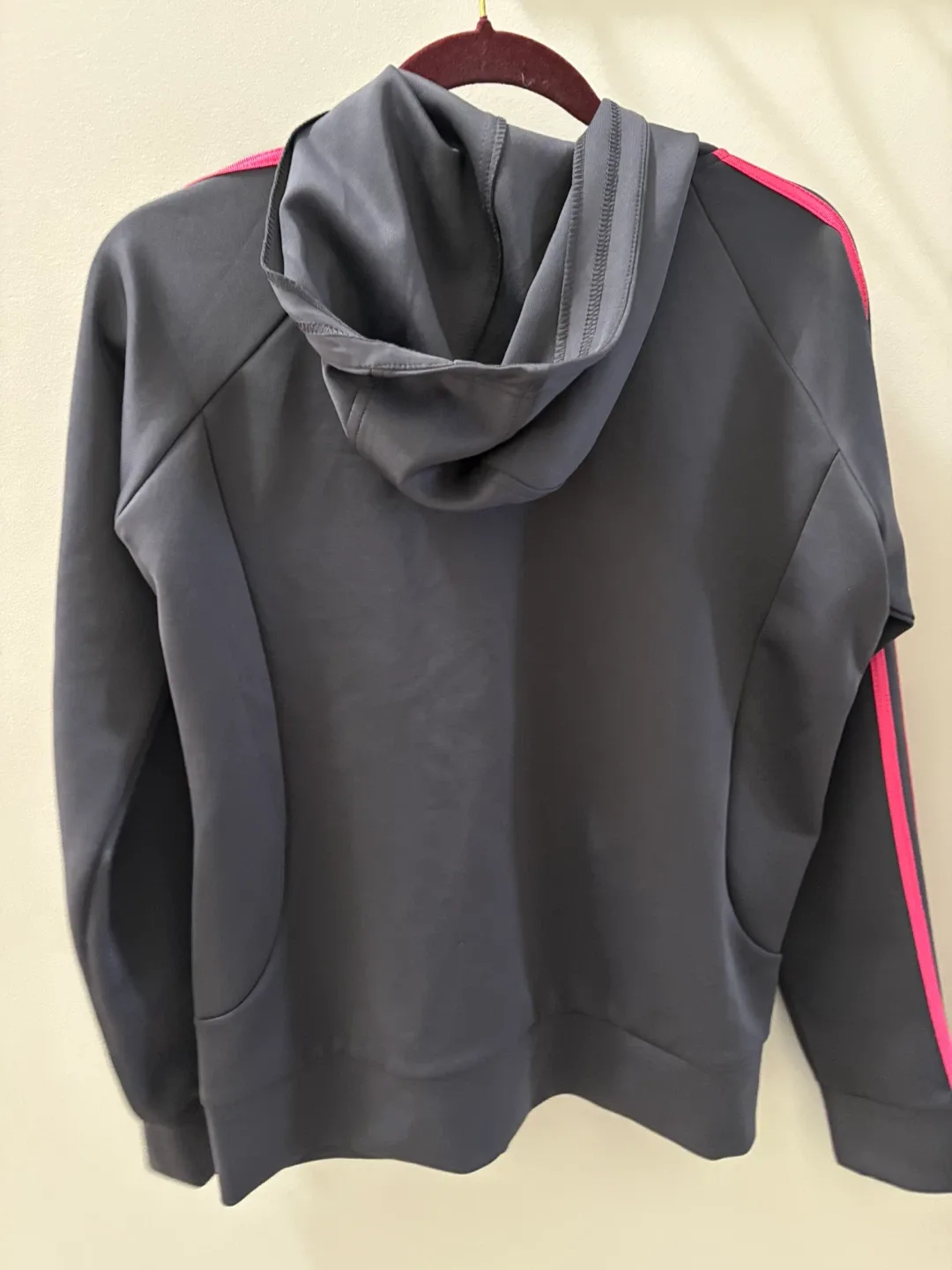 Adidas XXL Grey & Pink Track Jacket image indicator(4)