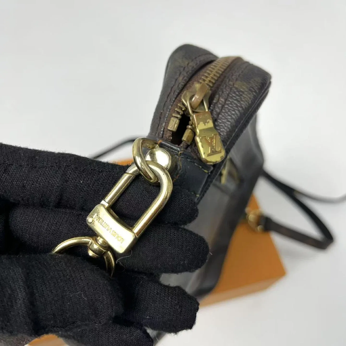 Authentic Louis Vuitton Monogram Canvas Shoulder Bag image indicator(2)